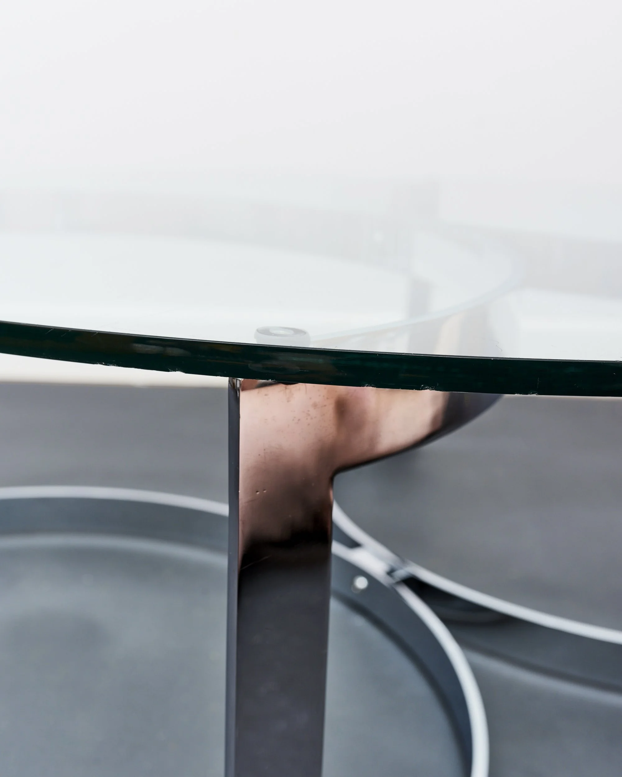 merrow.associates.richard.young.model.341.c.coffee.table.modernist.glass.chrome.1970.jpg