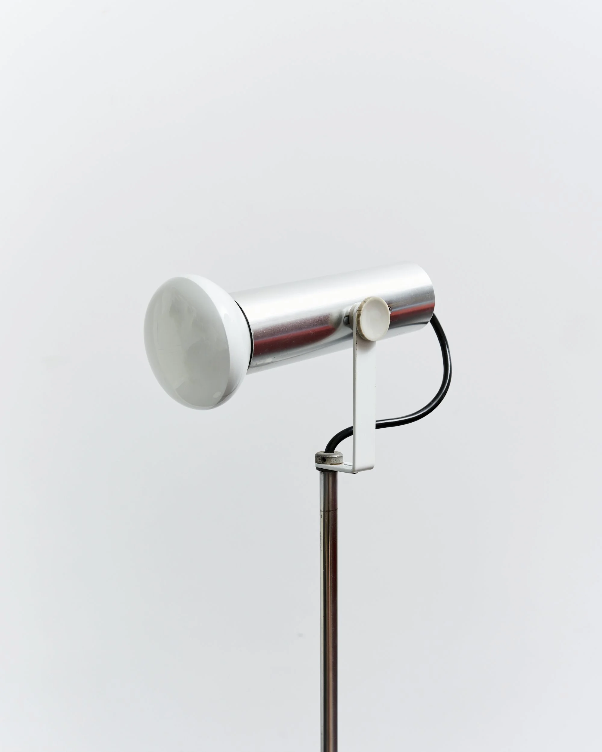 john.sylvia.reid.floor.lamp.rotaflex.1960.minimalism.modernist 3.jpg