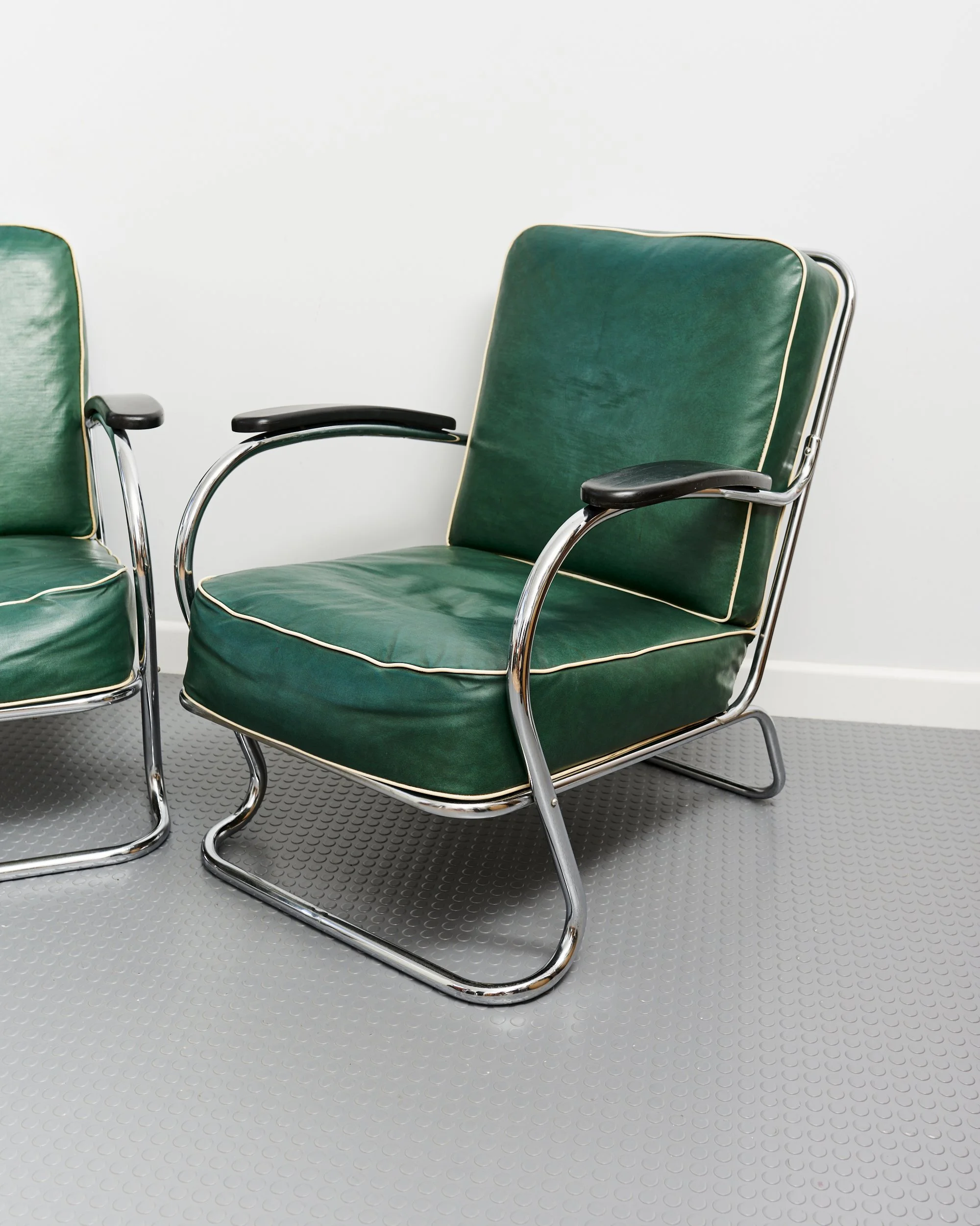 art.deco.tubular.chrome.lounge.chairs.kem.weber.lloyd.manufacturing.1935 3.jpg
