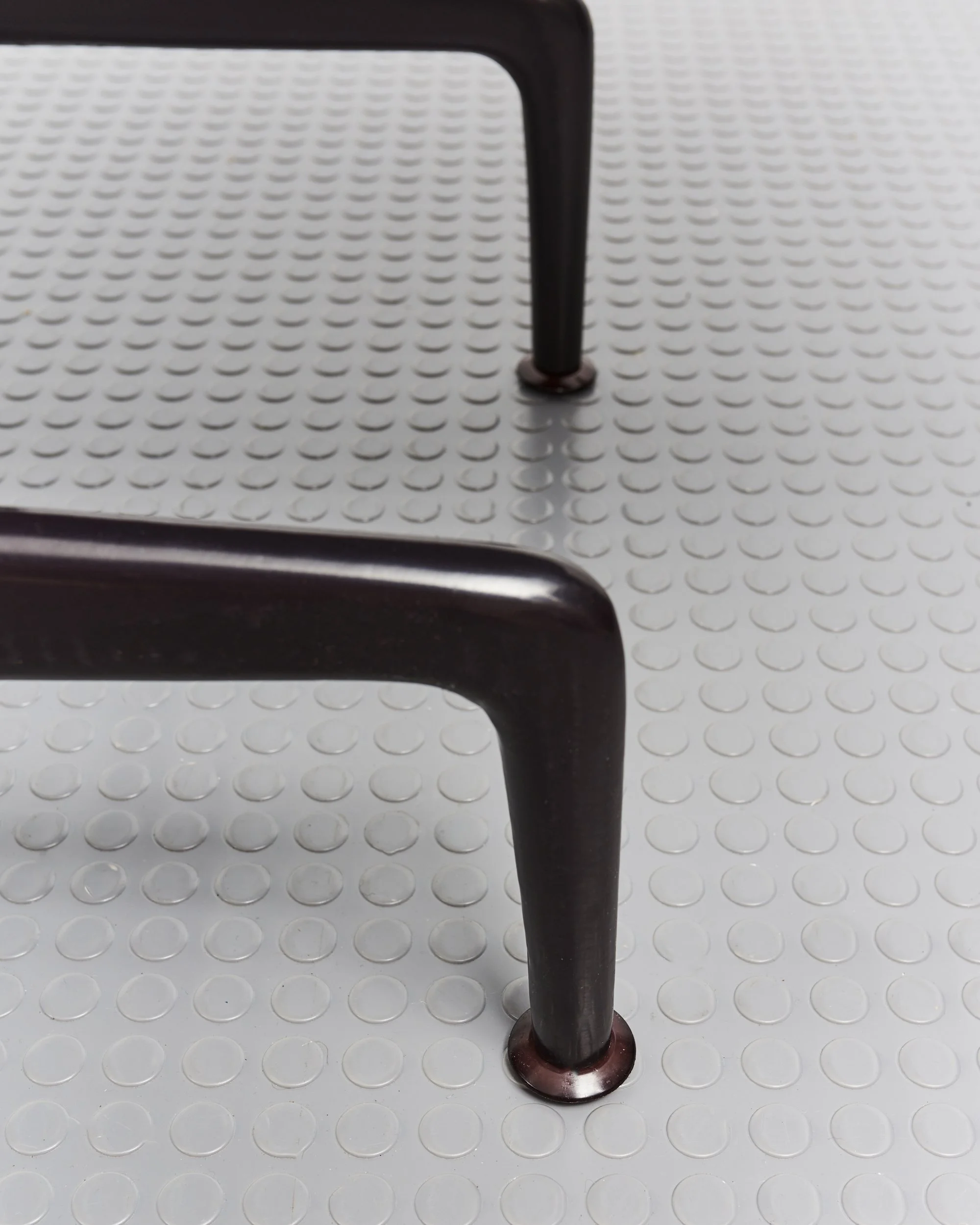 eames.herman.miller.billy.wilder.daybed.chaise.lounge.es106.leather.1970 3.jpg