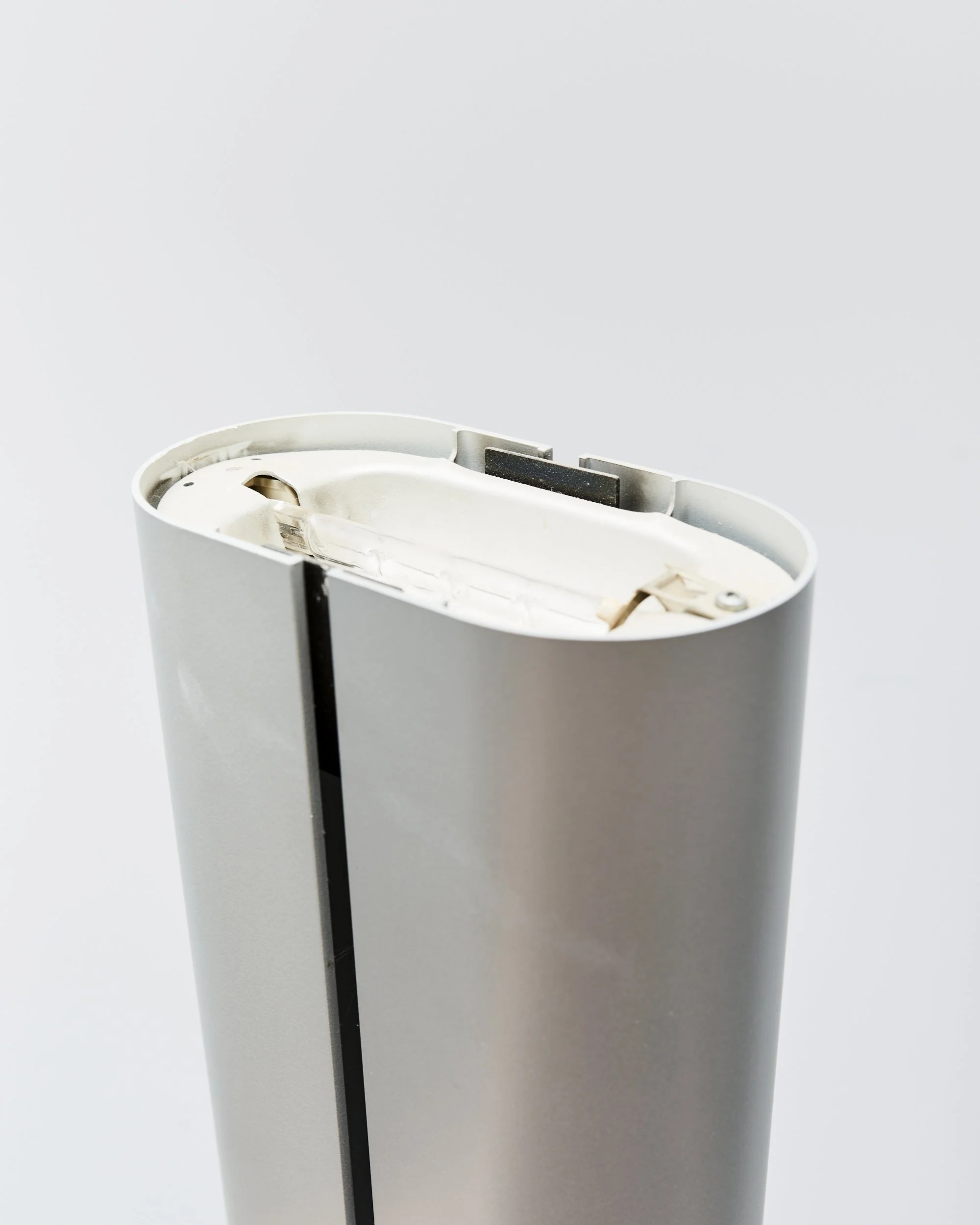 megaron.floor.lamp.brushed.aluminium.artemide.gianfranco.frattini.1980.pair 9.jpg