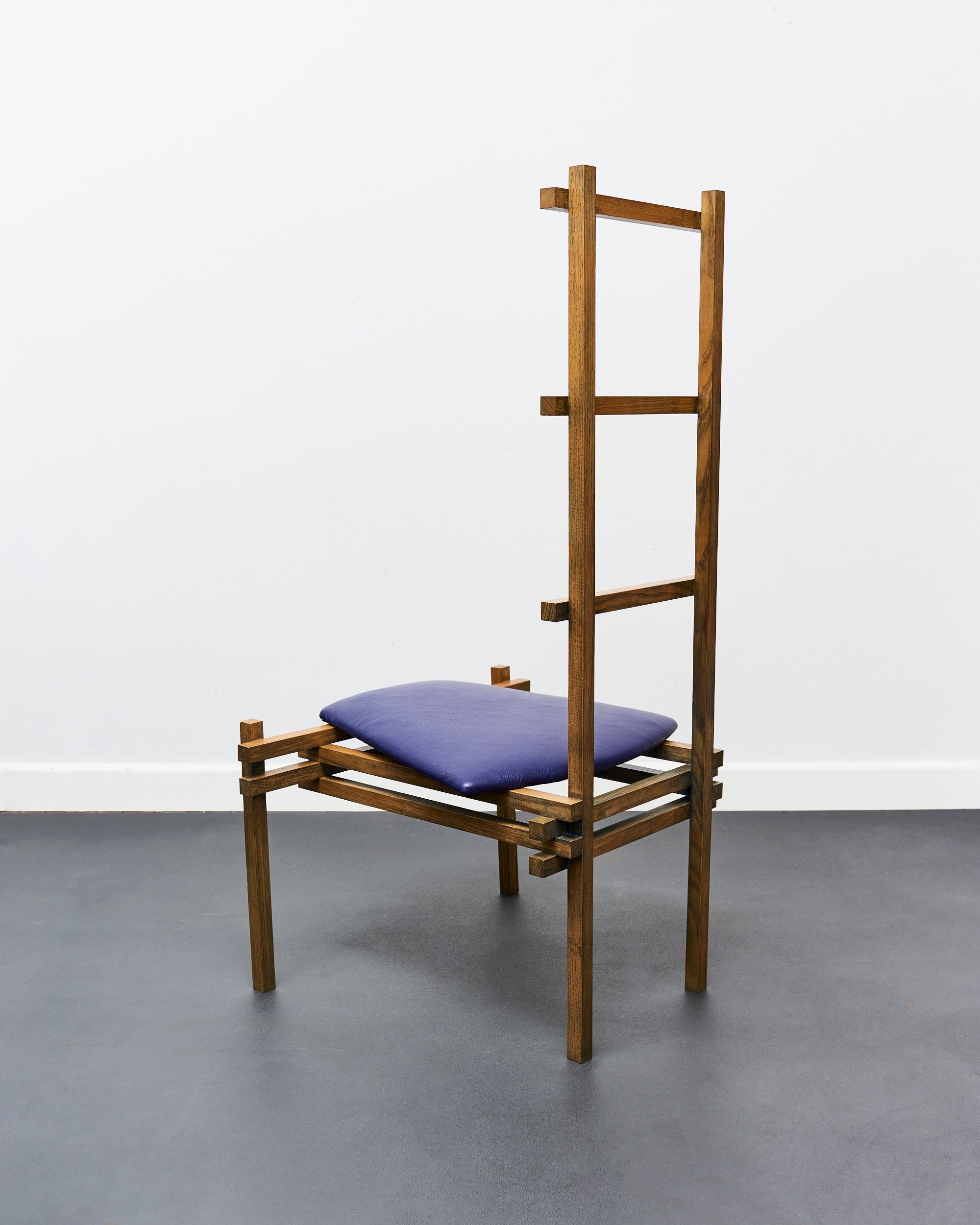 gerrit.rietveld.de.stijl.style.chair.1980.postmodern 5.jpg