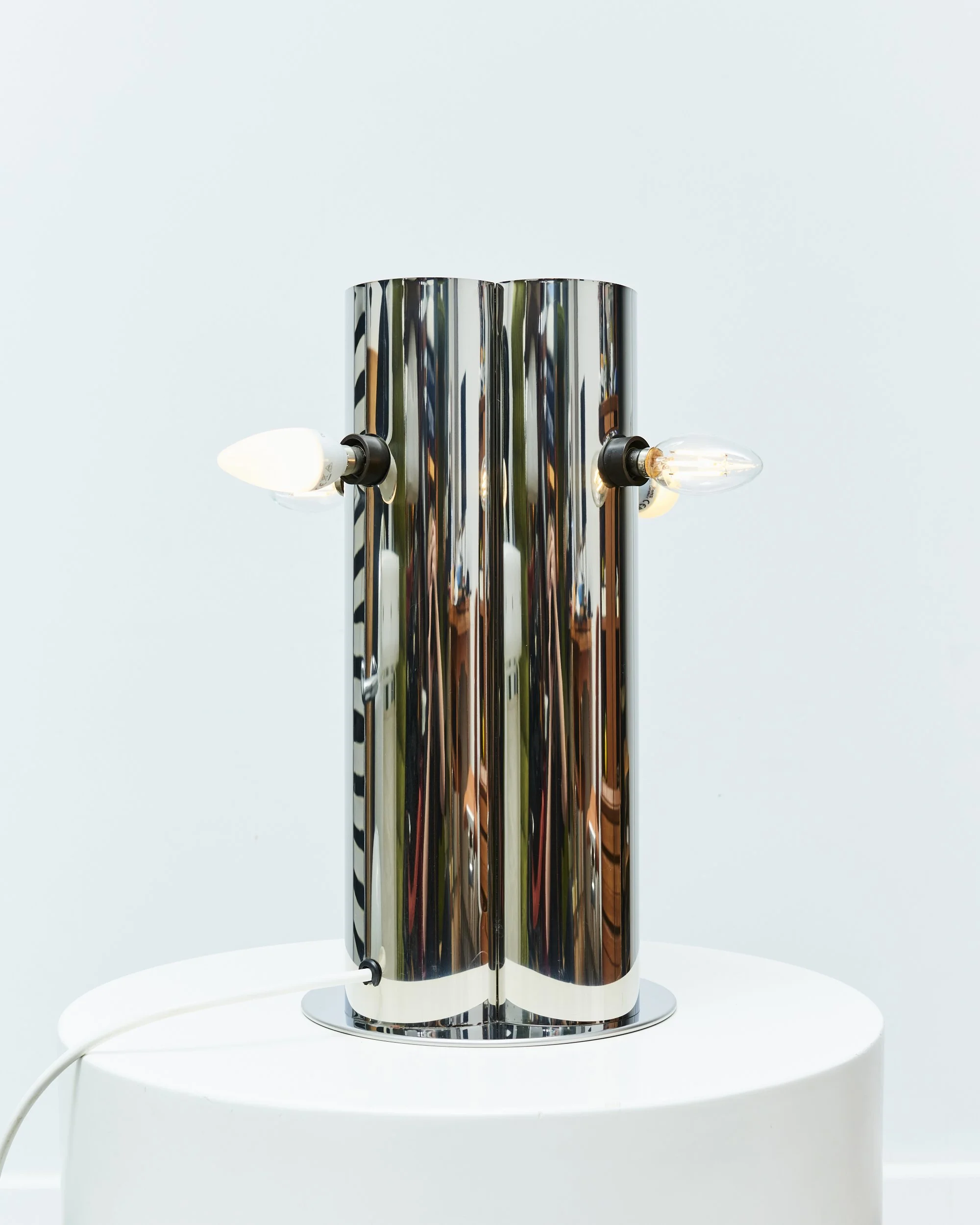 harvey.guzzini.onda.table.lamp.chrome.large.1970 6.jpg