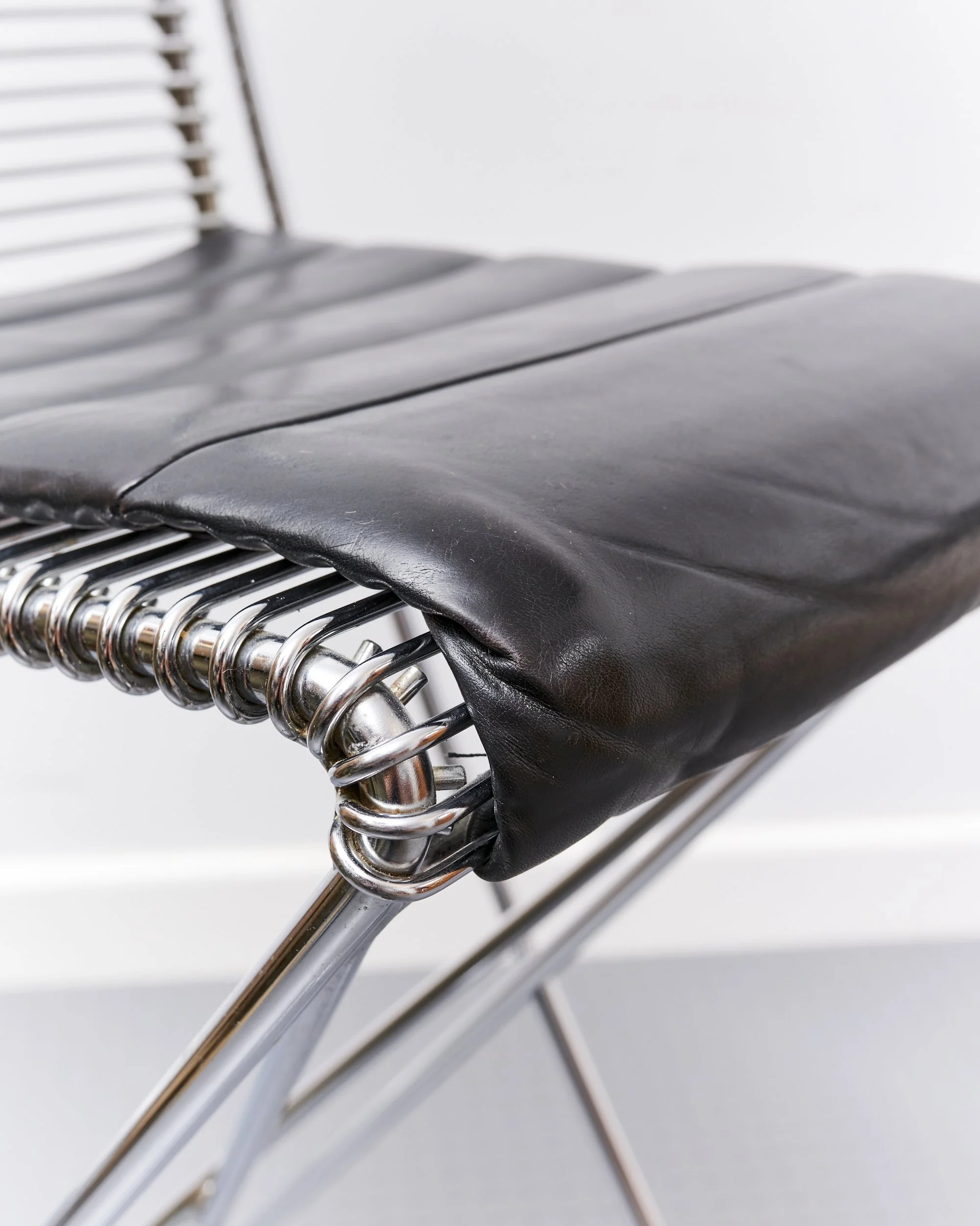 kreuzschwinger.barstool.chrome.leather.till.behrens.meyer.stahlmobel.1980 2.jpg