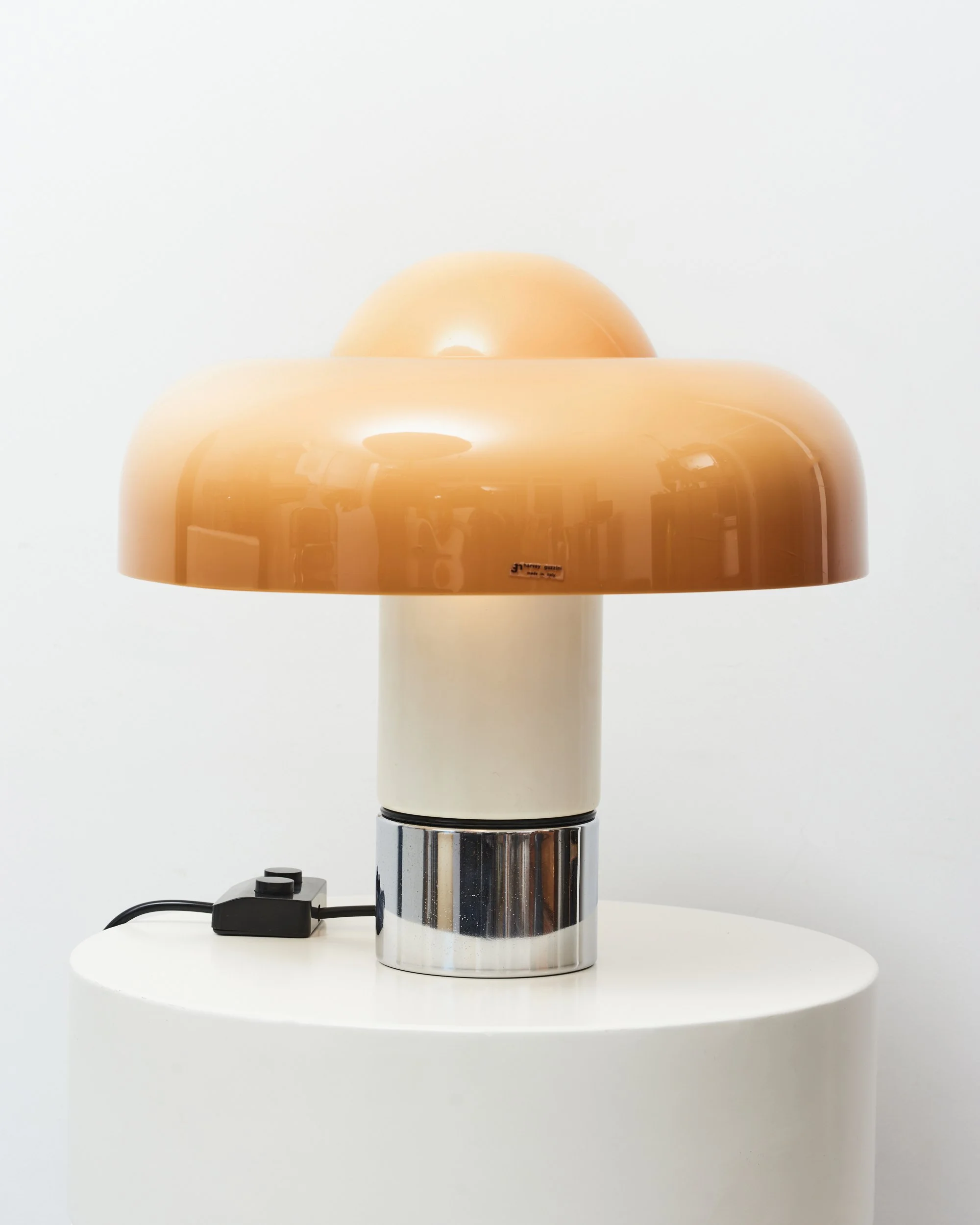 Vintage Original 'Brumbry' Table Lamp by Luigi Massoni for Harvey Guzzini Italy C.1969 Space Age