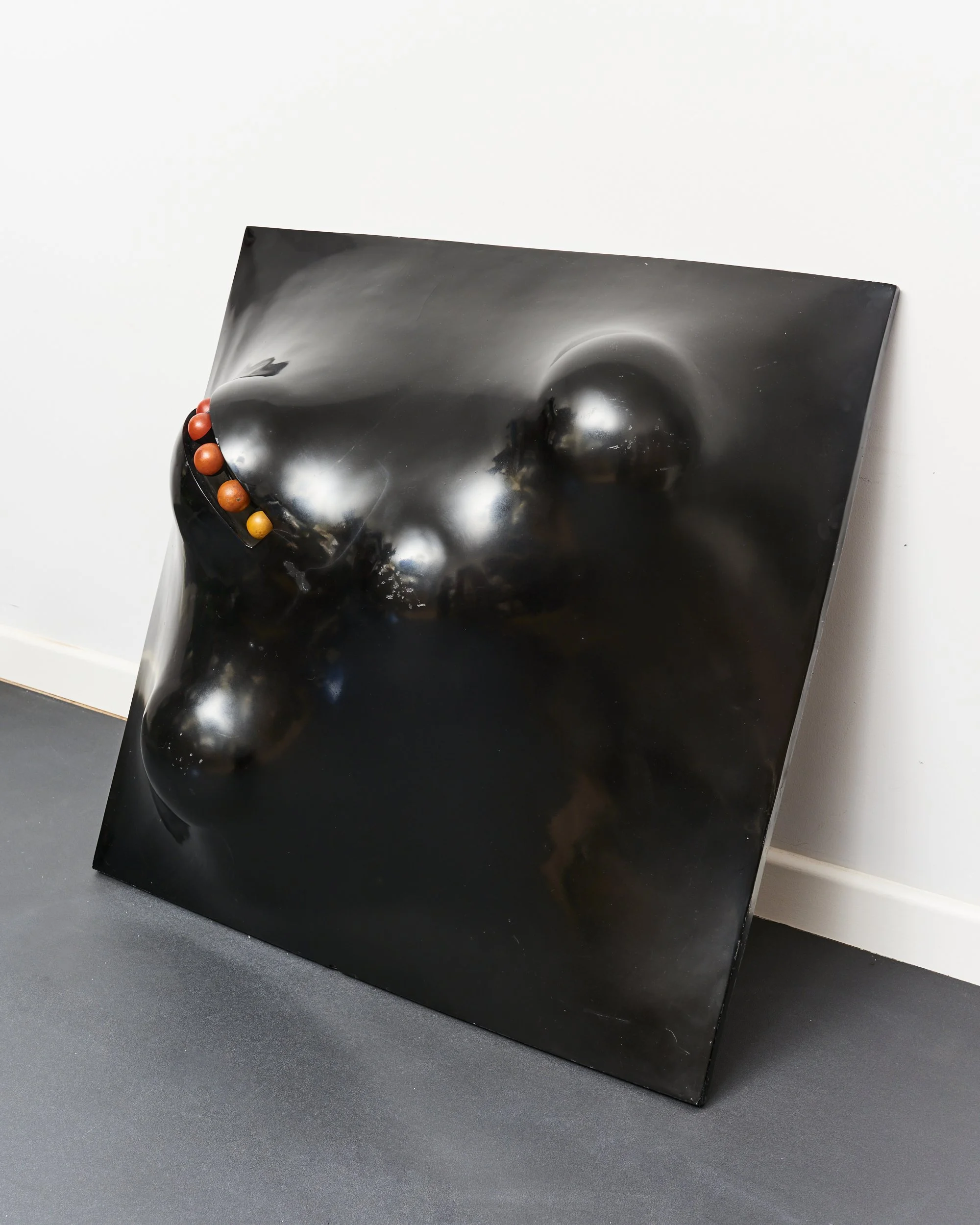 derek.carruthers.kinetic.wall.art.pulse.1966.fibre.glass.resin.jpg
