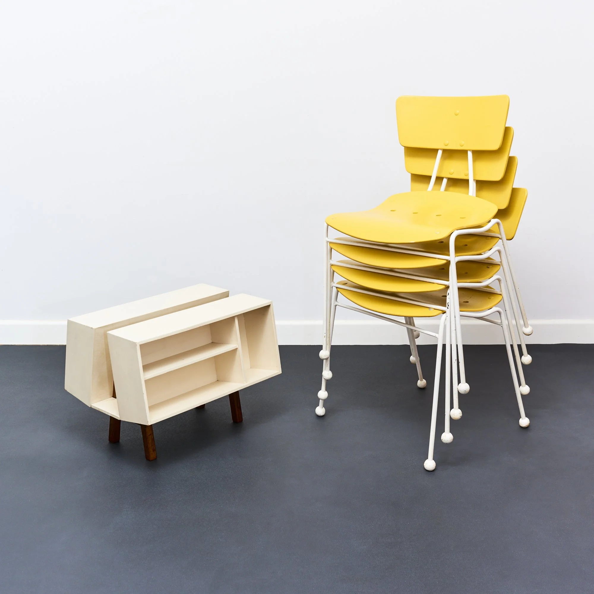 ernest.race.roebuck.dining.chair.yellow.white.1950.jpg