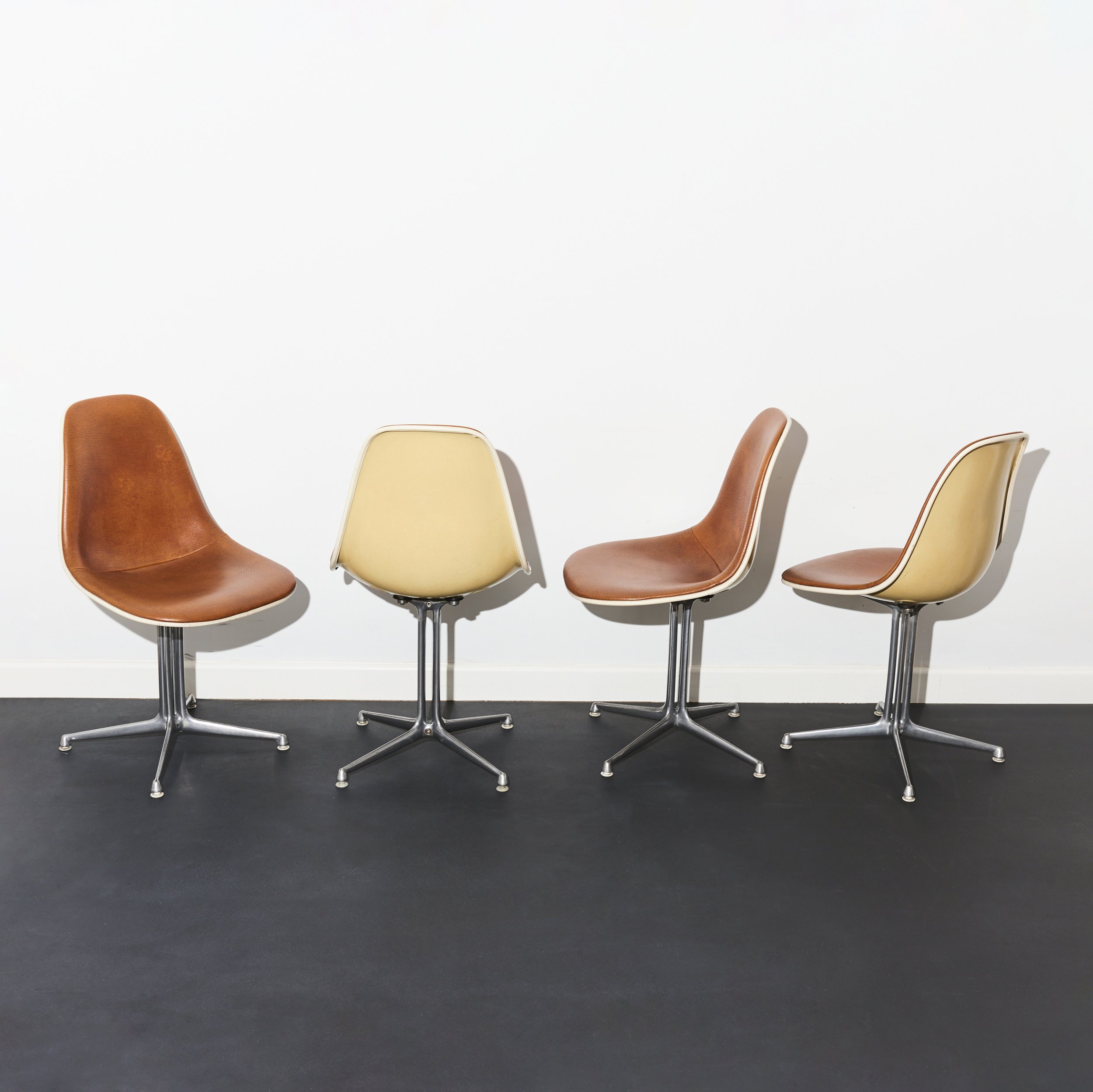 charles.ray.eames.la.fonda.side.chair.model.1700-1.leather.glassfibre.herman.miller 2 copy.jpg