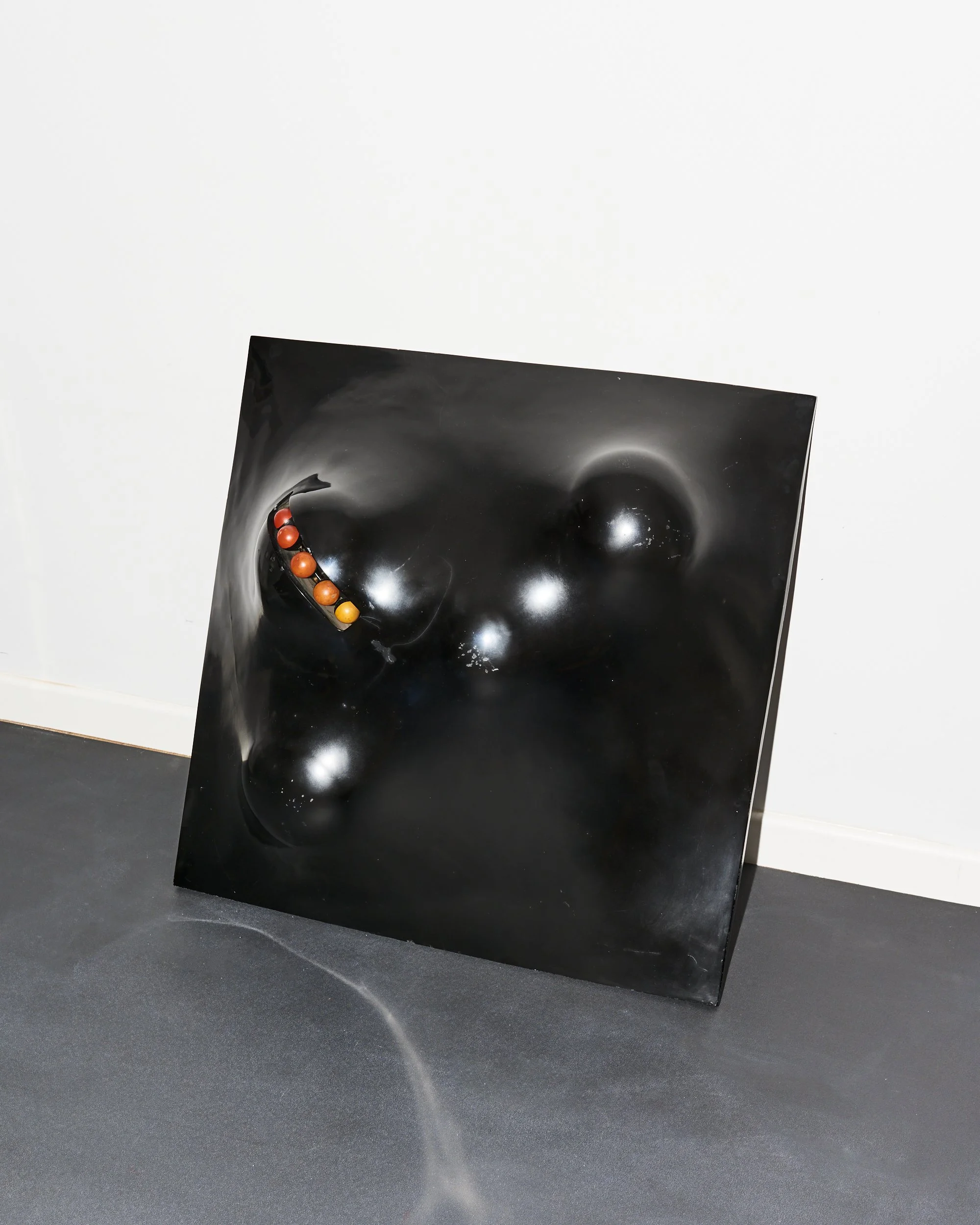 derek.carruthers.kinetic.wall.art.pulse.1966.fibre.glass.resin 1.jpg
