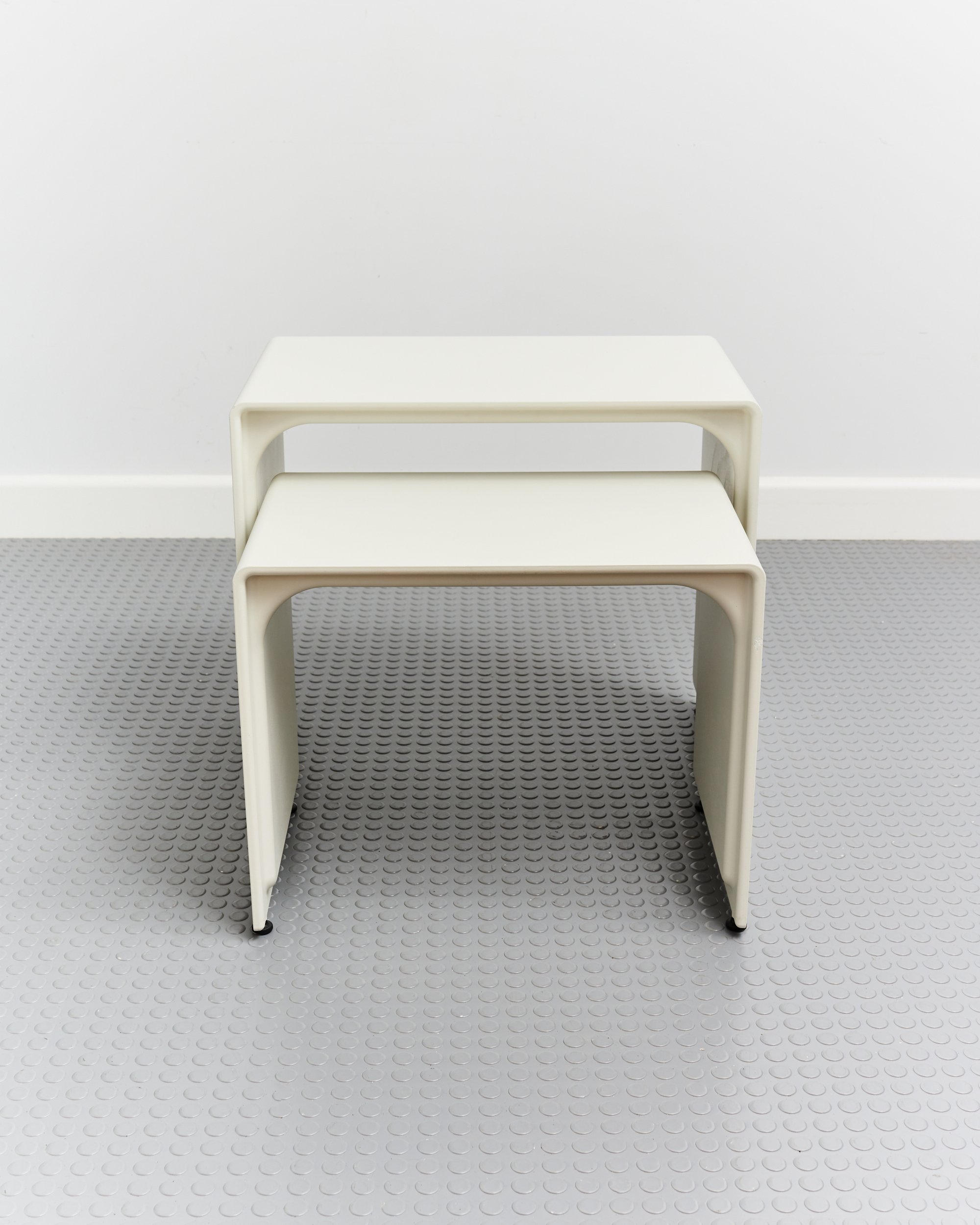 dieter.rams.nesting.side.table.621.vitsoe.germany.1962 1.jpg