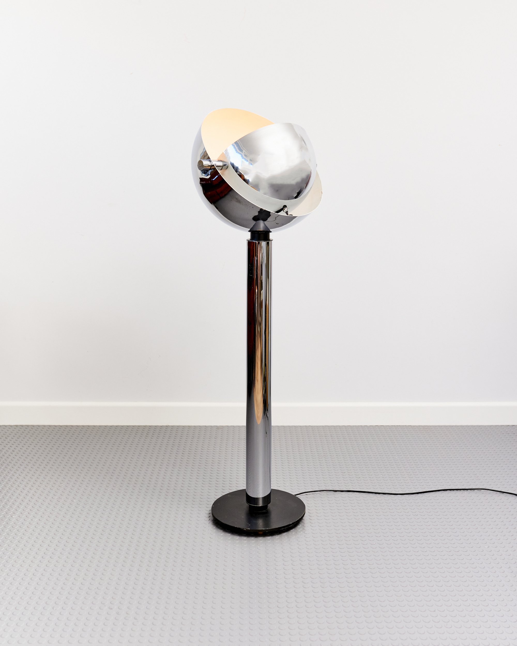 vintage.chrome.eyeball.floor.lamp.goffredo.reggiani.c.1970.space.age 7.jpg