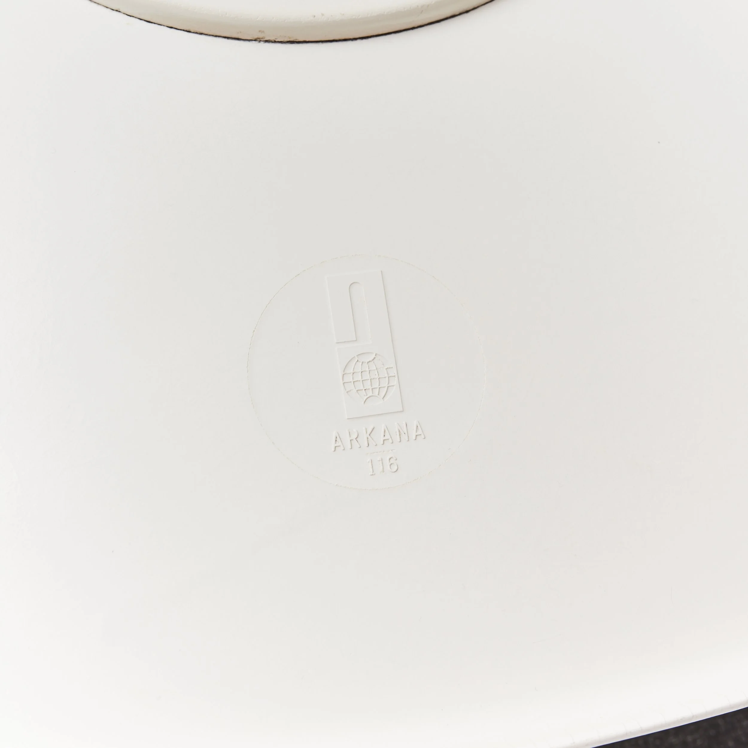arkana.tulip.chairs.dining.table.maurice.burke.space.age.1960 3.jpg