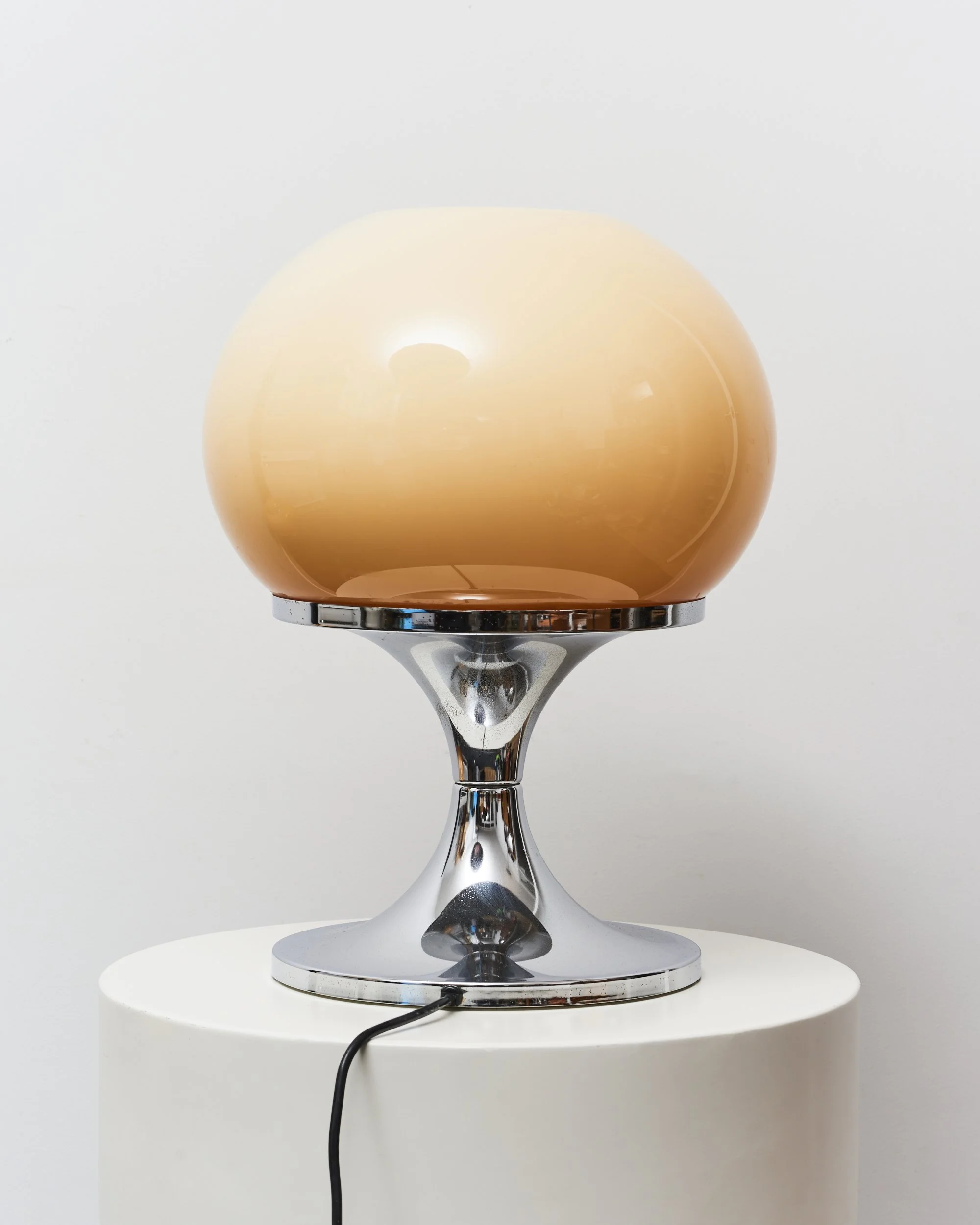 vintage.play.table.lamp.luciano.buttura.harvey.guzzini.1968.iguzzini 1.jpg