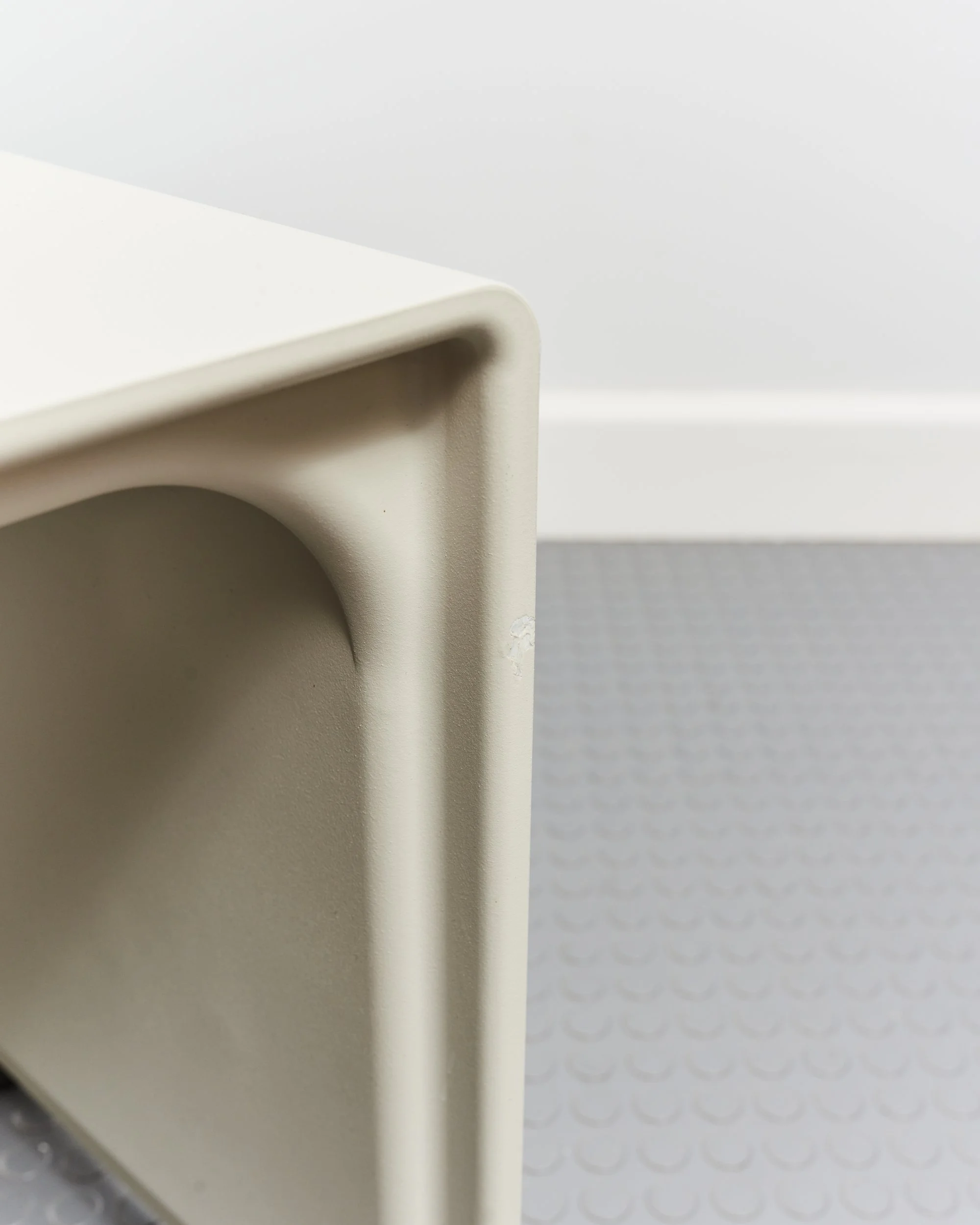 dieter.rams.nesting.side.table.621.vitsoe.germany.1962 8.jpg