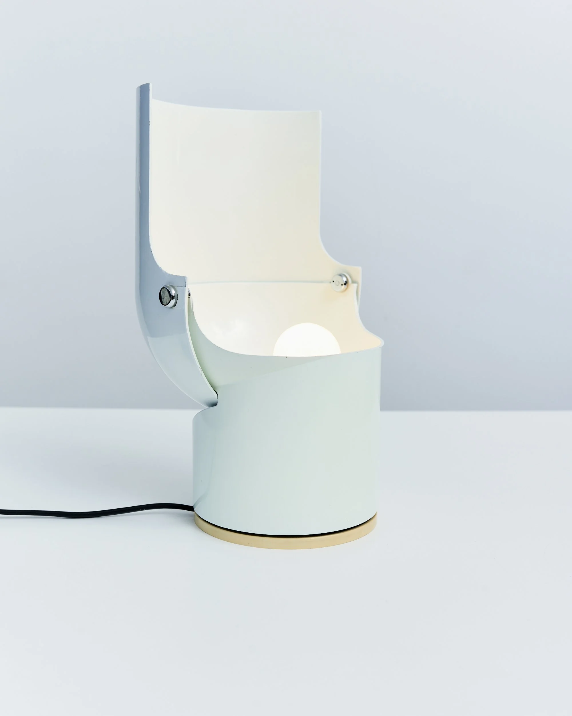 table.lamp.pileino.gae.aulenti.artemide.1972.space.age 5.jpg
