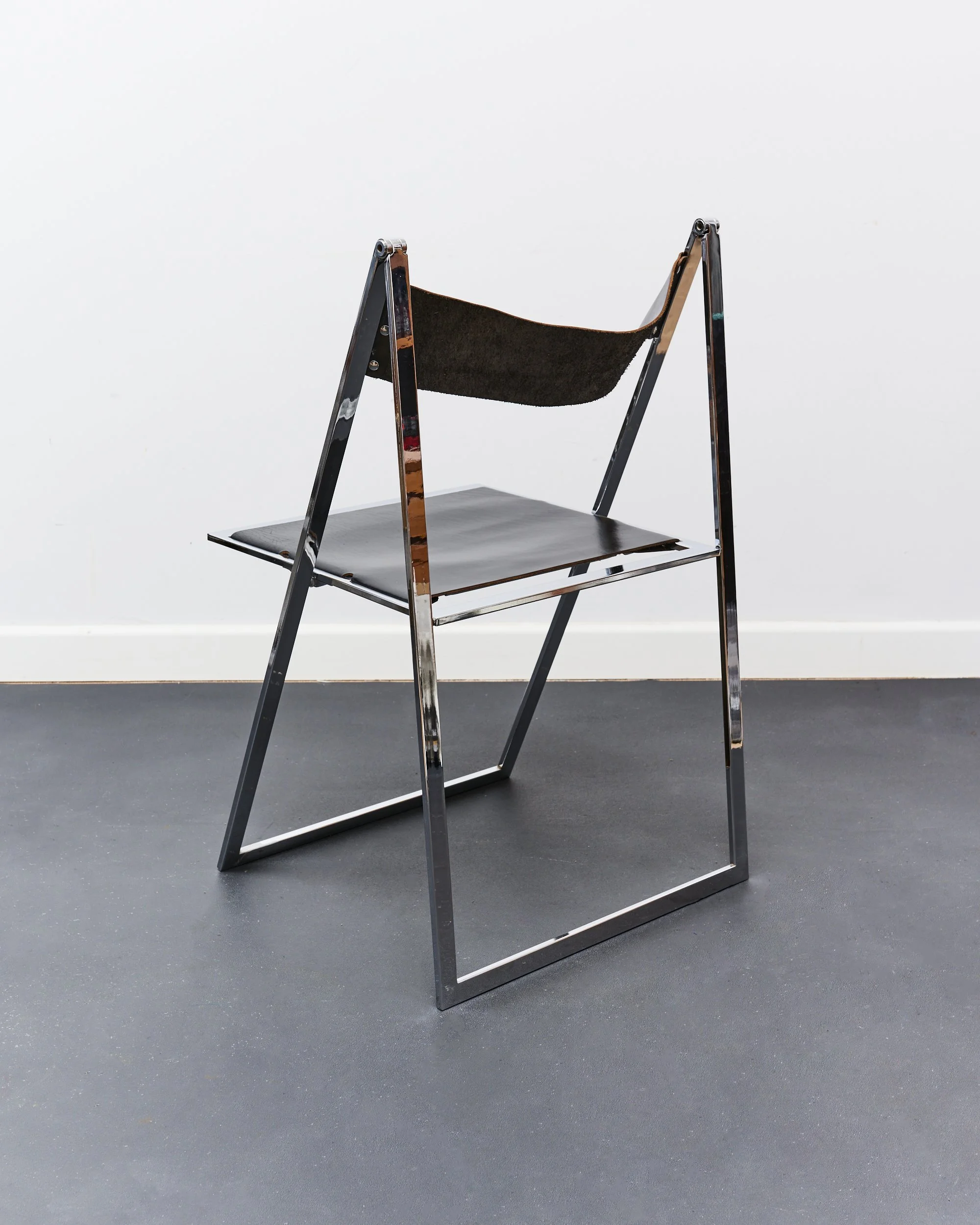 fontoni.geraci.elios.folding.chrome.leather.chair.1970.1980.colle.d.elsa 6.jpg