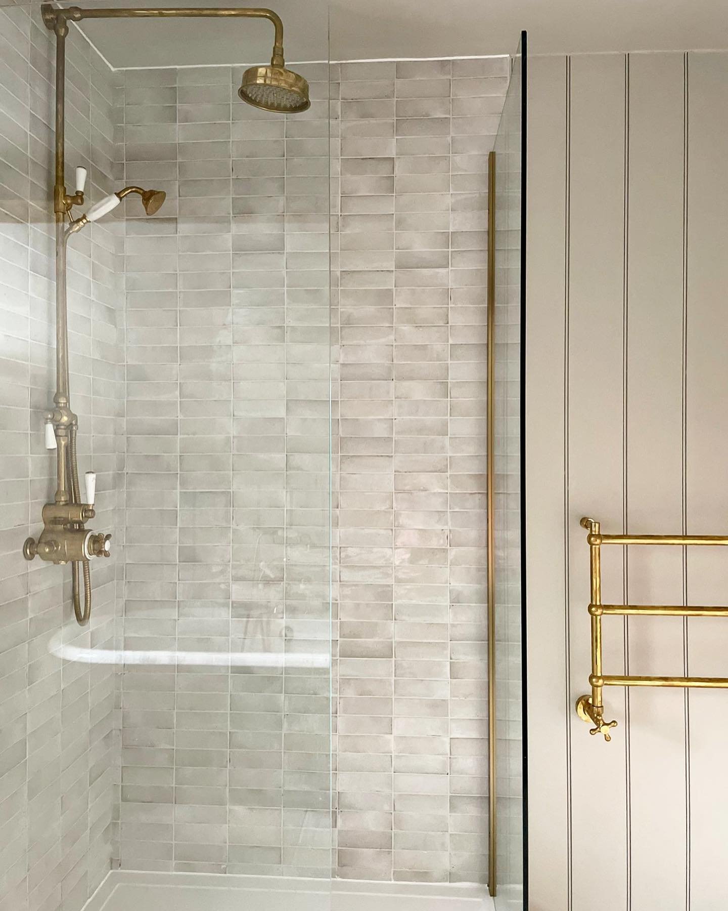 Grade II listed building? No problem! 🏠 

We love a challenge, and this project was a perfect mix of history and modern design. We recently transformed this beautiful property into a clean, contemporary bathroom while carefully preserving its origin