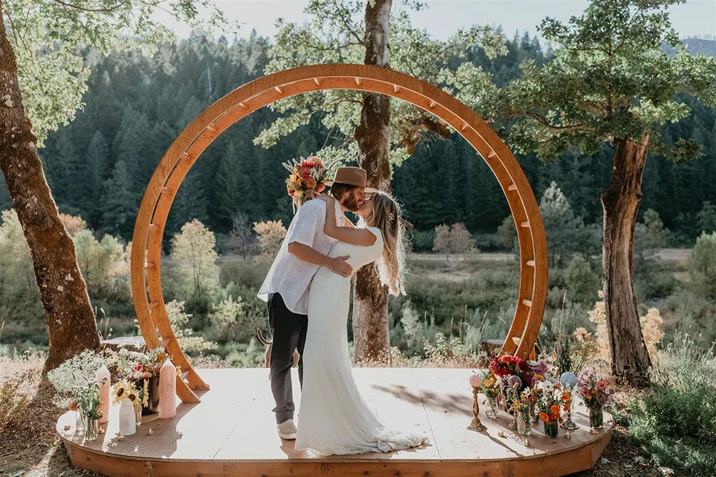 A Southern Oregon Wedding Venue Rooted in Forest, River, and Intentional Gathering