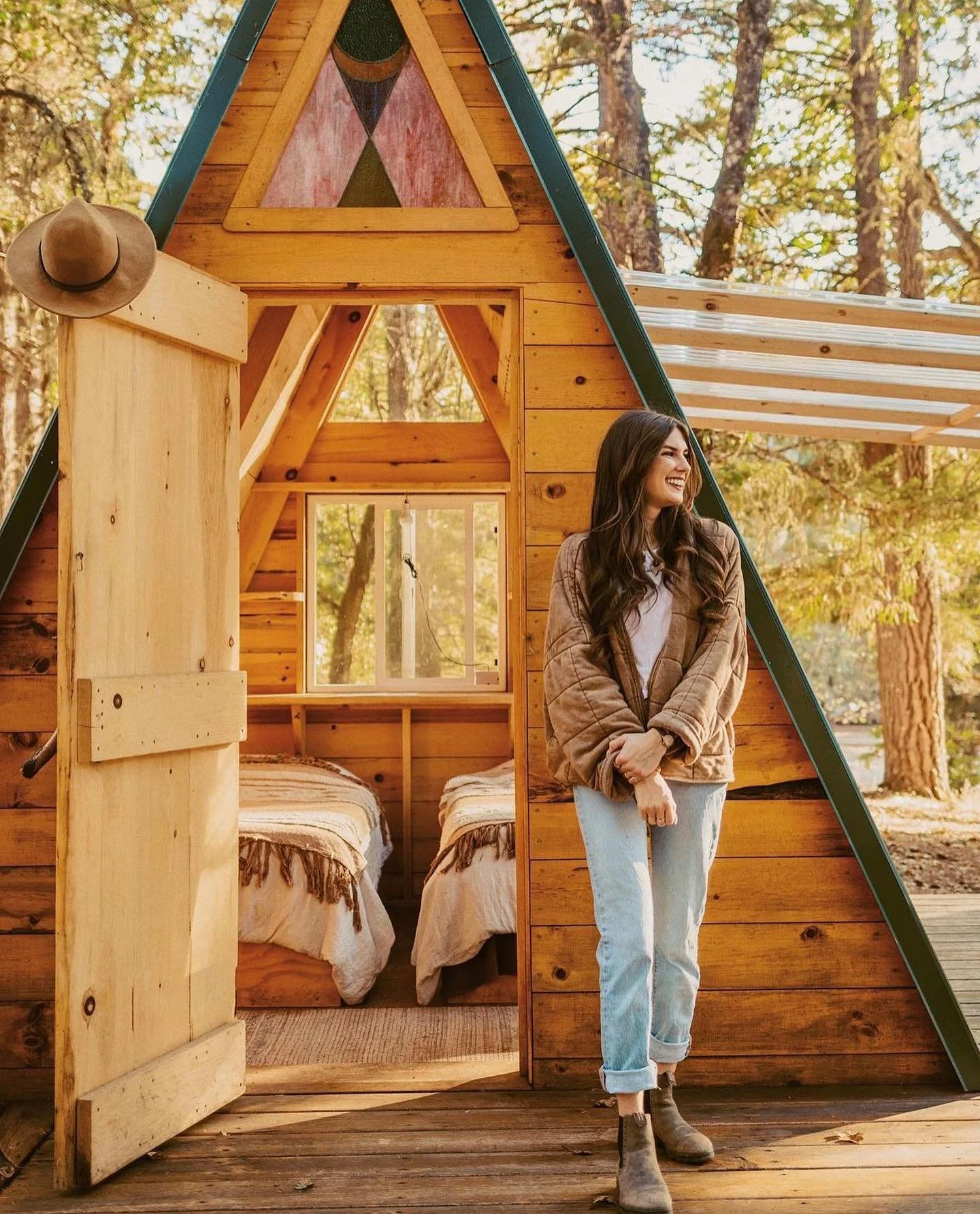 It&rsquo;s always a joy to meet new guests on the land. Thank you for joining us @savannahkaree and for the lovely photos. 💛