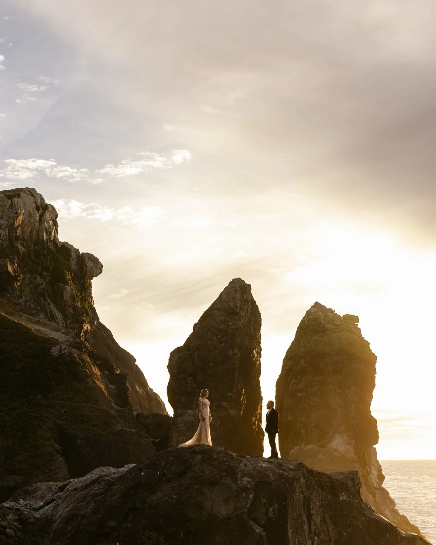 David and Krista got married in Michigan and, just five days later, flew to California for a post-wedding couple session they intentionally planned as part of their honeymoon. Instead of cramming every photo into the wedding day, they chose to put th