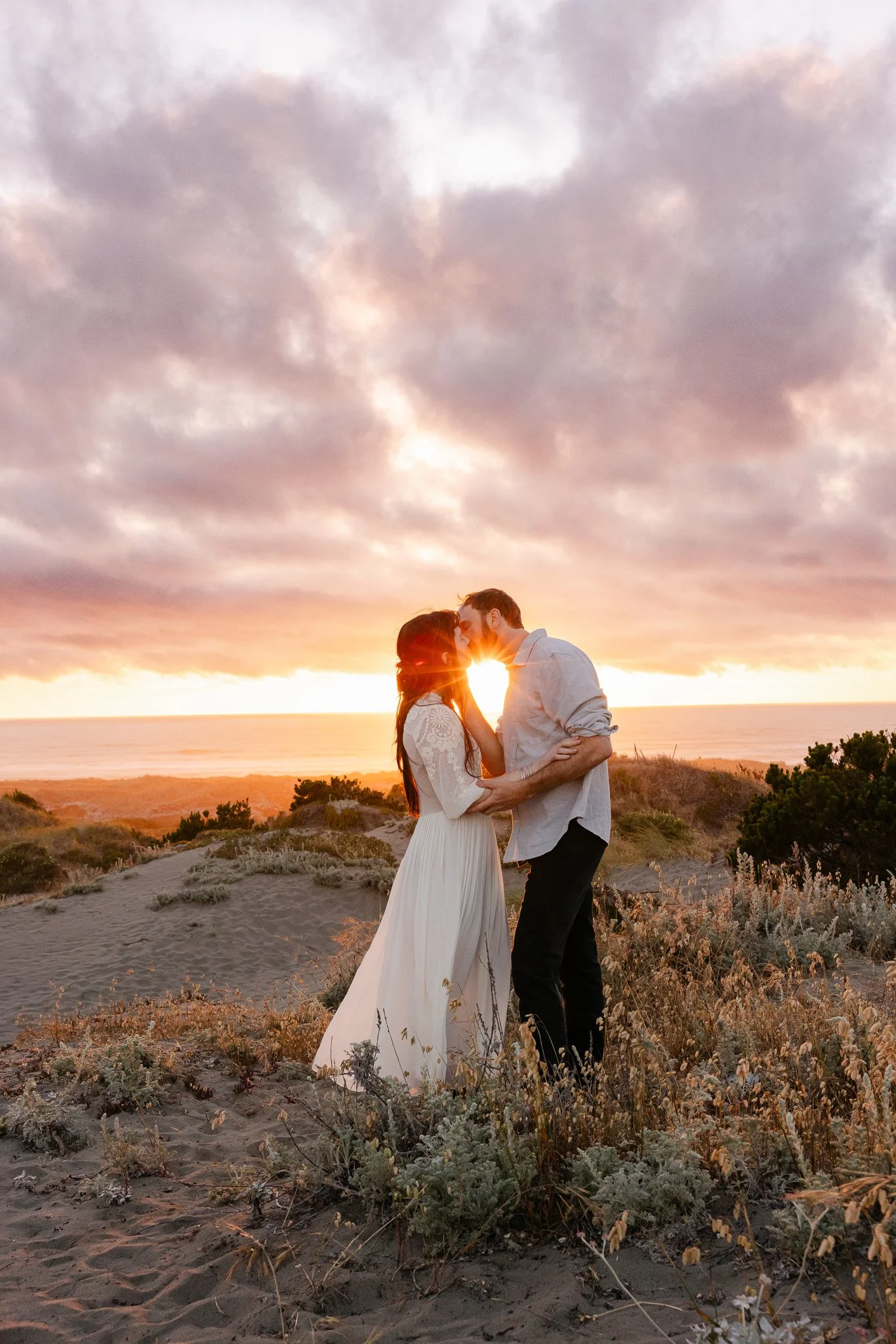 A Romantic Engagement Session at the Samoa &amp; Manila Dunes