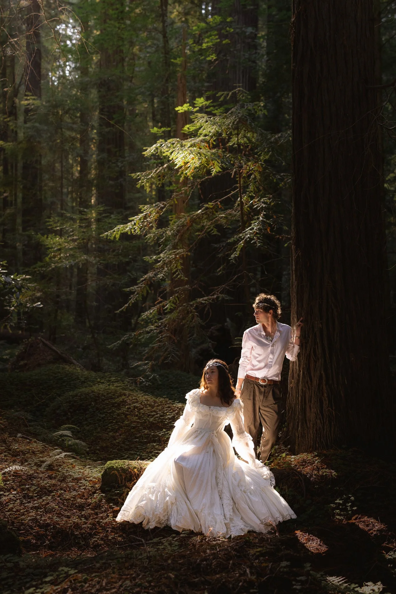 A Fairytale Elopement in the Redwoods | Avenue of the Giants