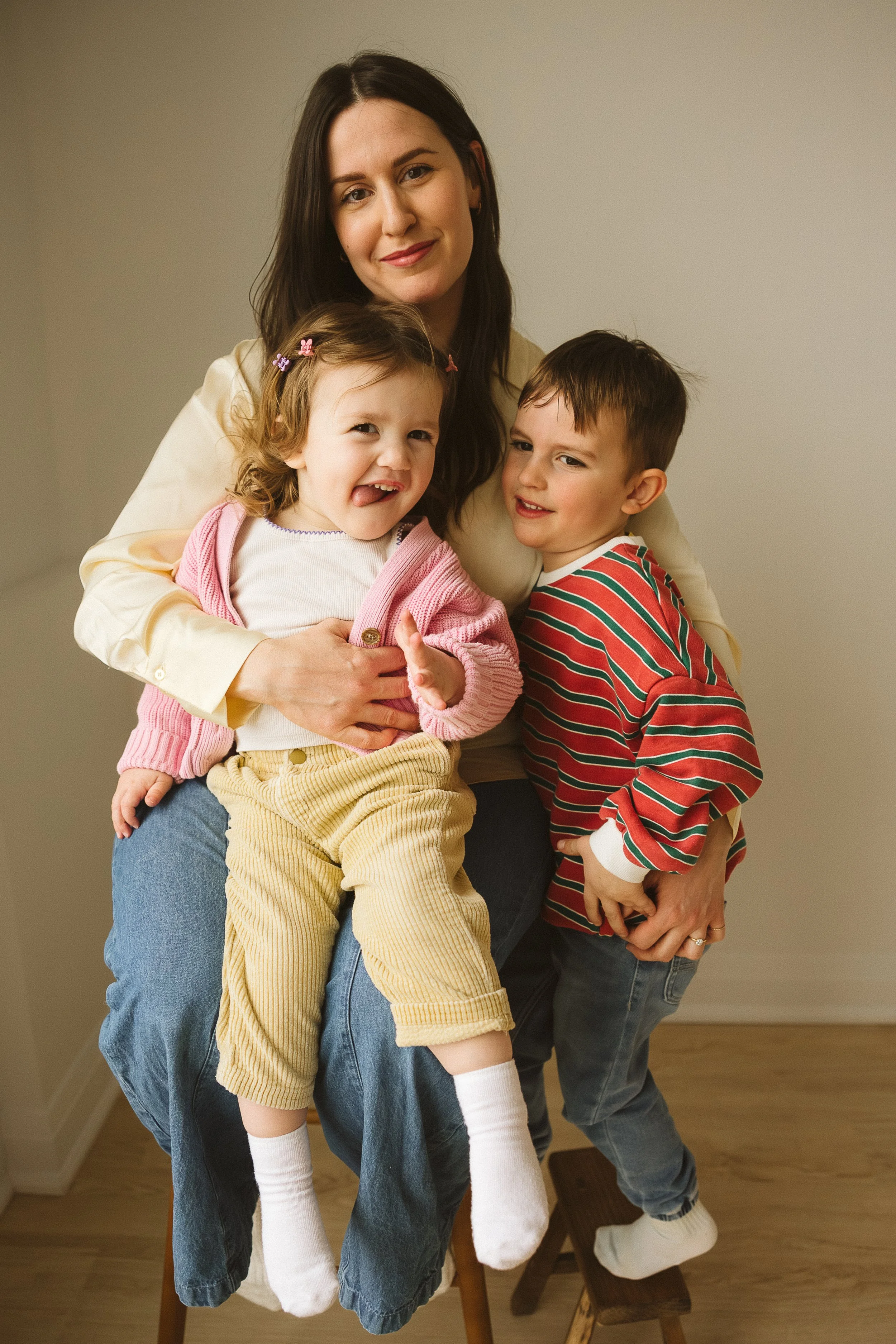 Styling for family photos, colour, patterns, texture