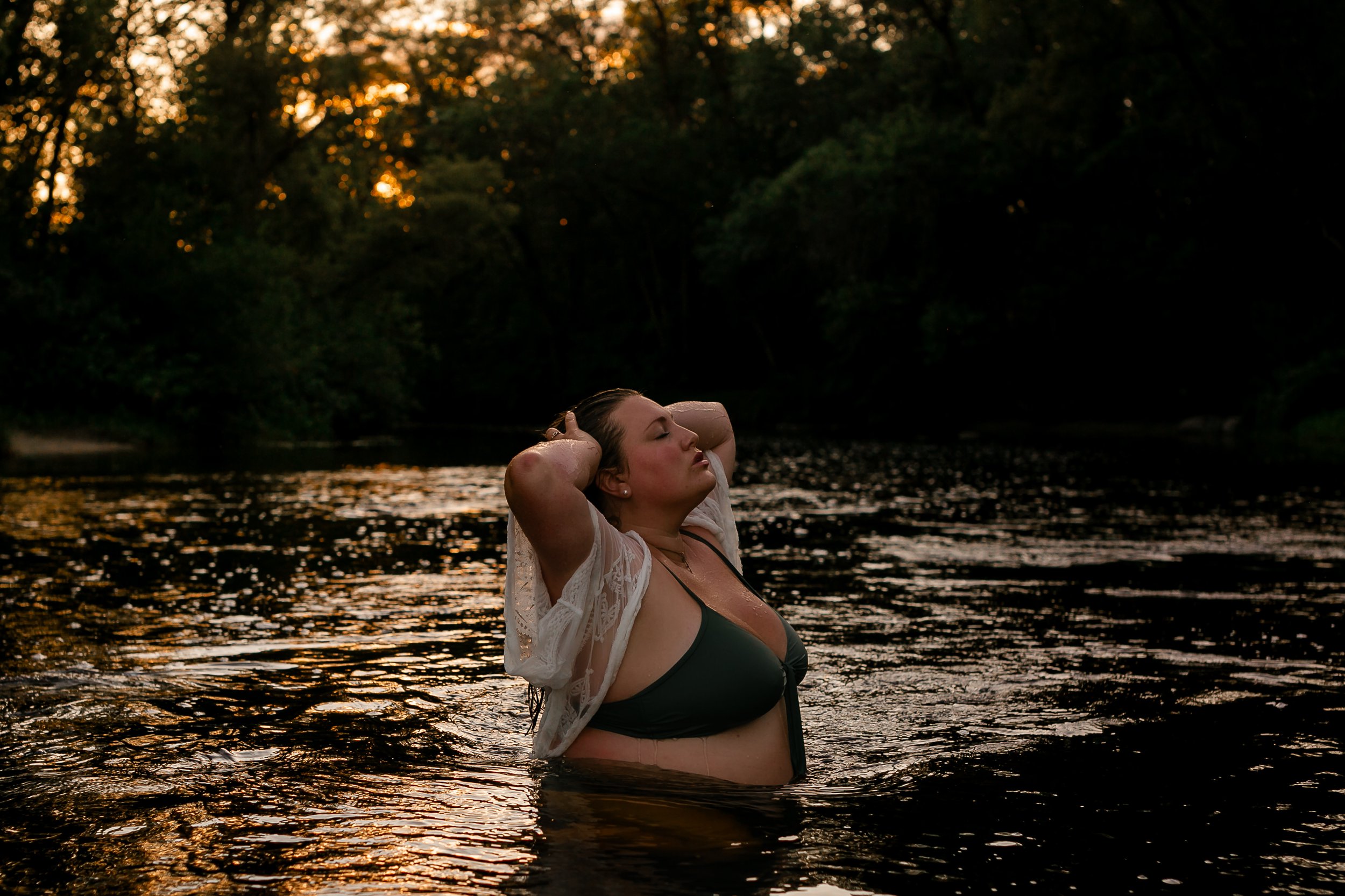 Winnipeg boudoir photography empowering photography sessions body-positive photoshoots in Winnipeg Luxury Winnipeg boudoir photographer