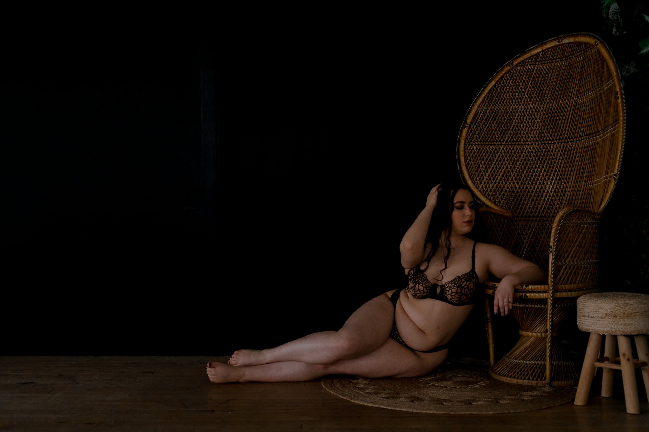 Winnipeg boudoir photography empowering photography sessions body-positive photoshoots in Winnipeg Luxury Winnipeg boudoir photographer
