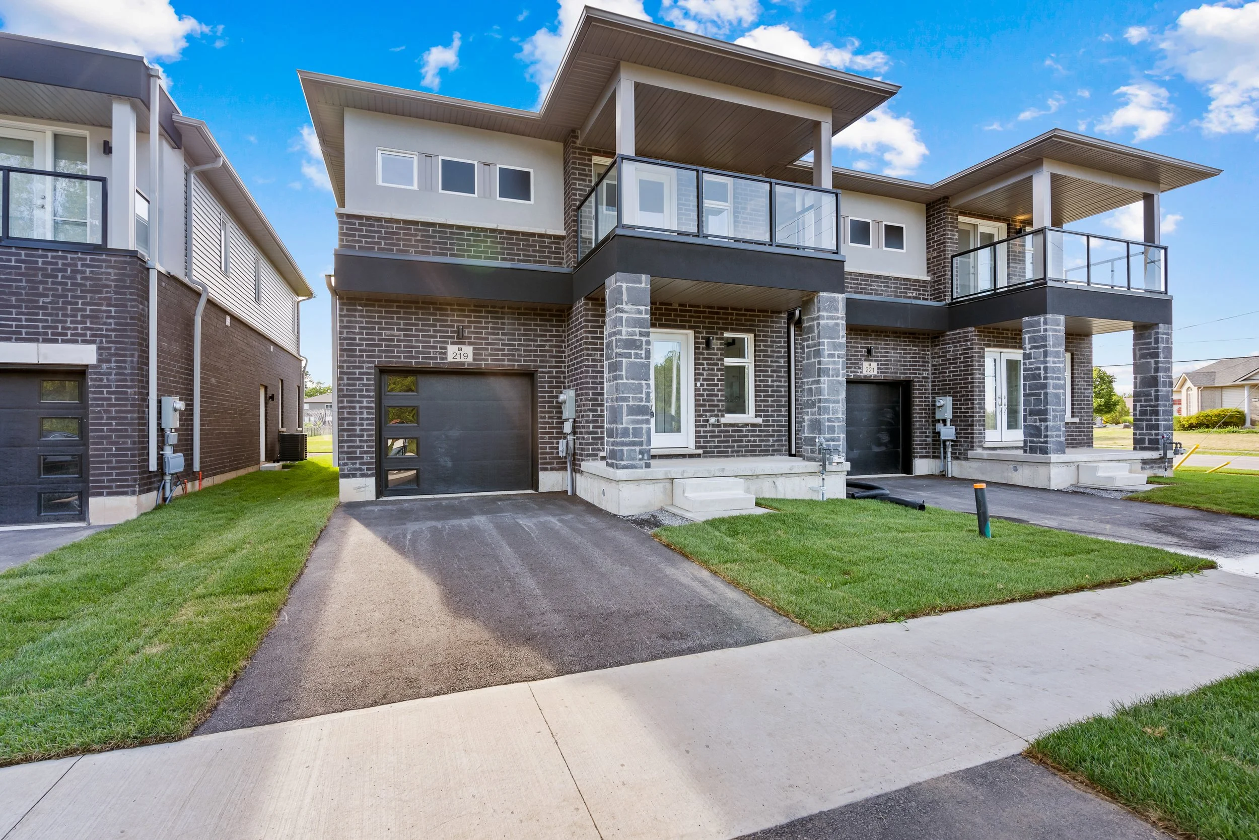 2-print-219 Wells-4.jpg