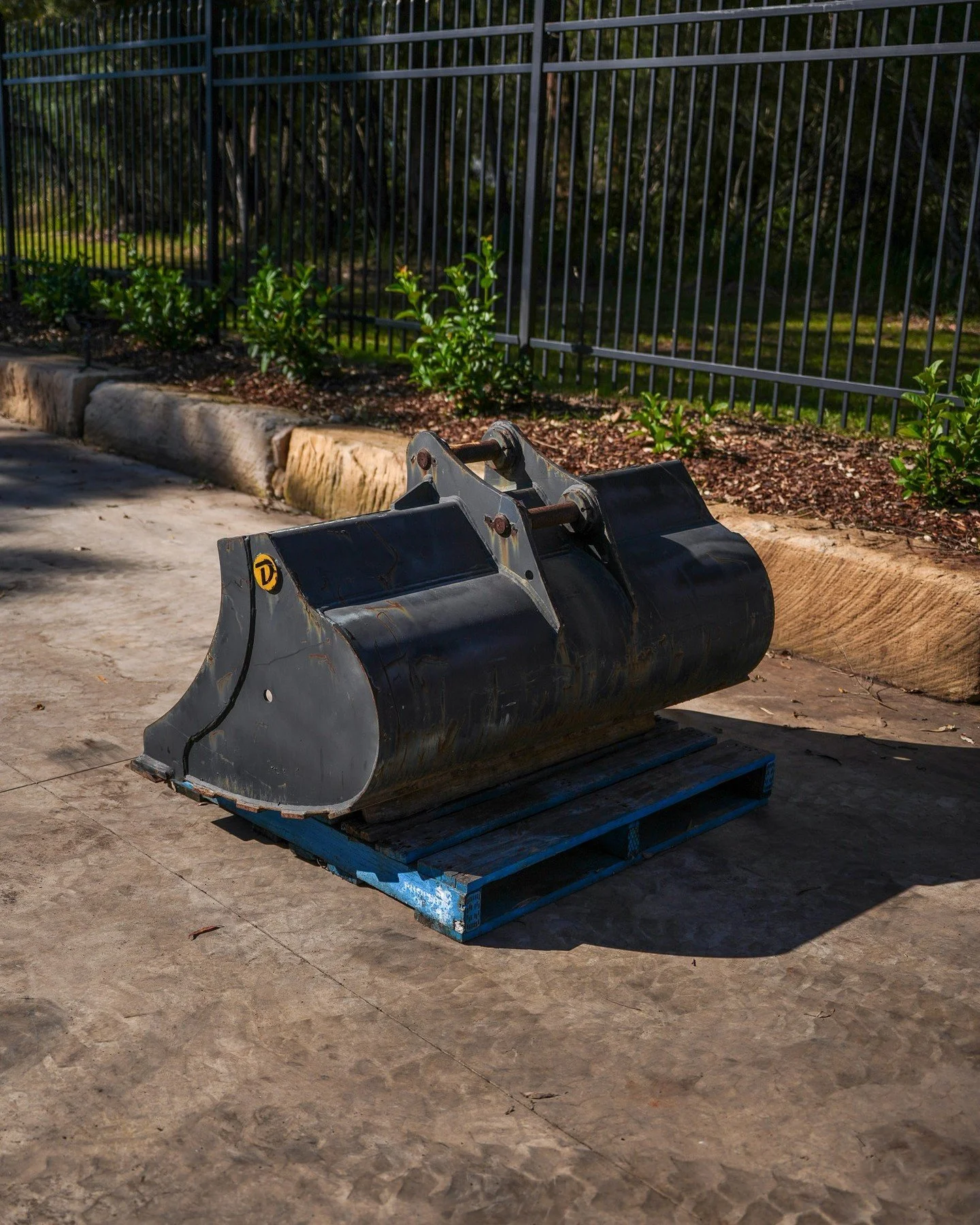 For sale: Doherty 1450mm Mud Bucket 💥
Strong, reliable and ready to hit the ground running today! 
DM us for price or get it for your machine or business!