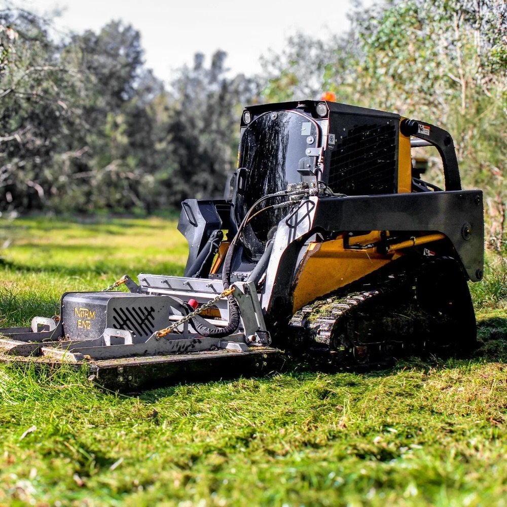 Need attachments fast? We&rsquo;ve got them.
From buckets to brooms, slashers to rakes &mdash; Tri Clark Brothers has a full range of heavy-duty attachments in stock and ready to go. No long waits, no backorders, just quality gear you can pick up or 