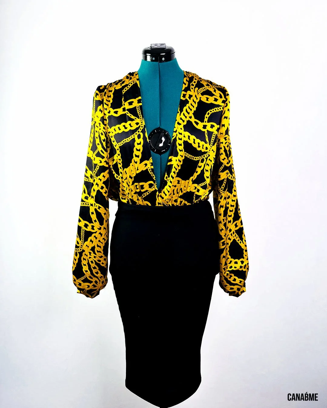 La Duena_Full View.jpg