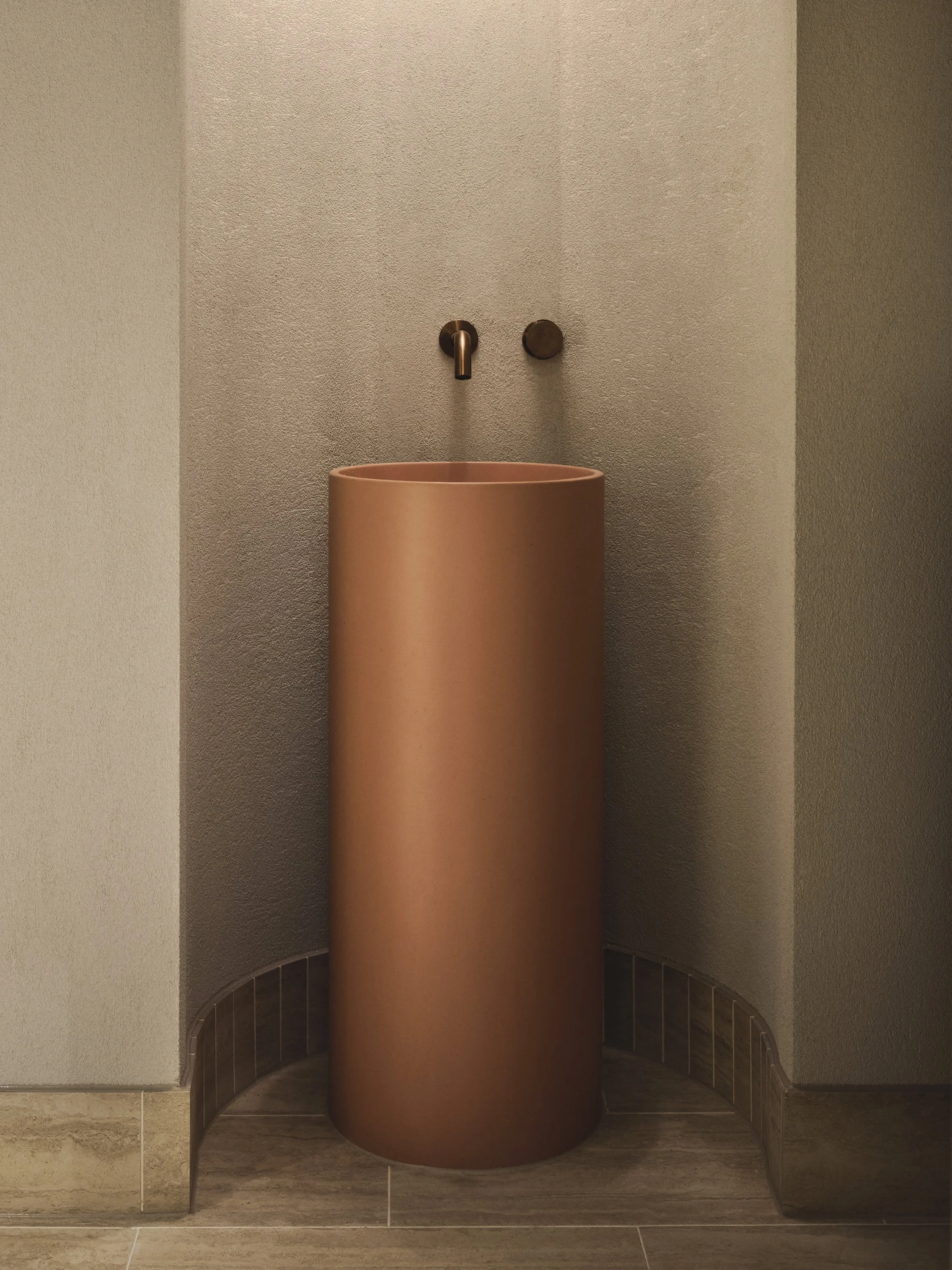 Wellness centre with concrete basin in recovery