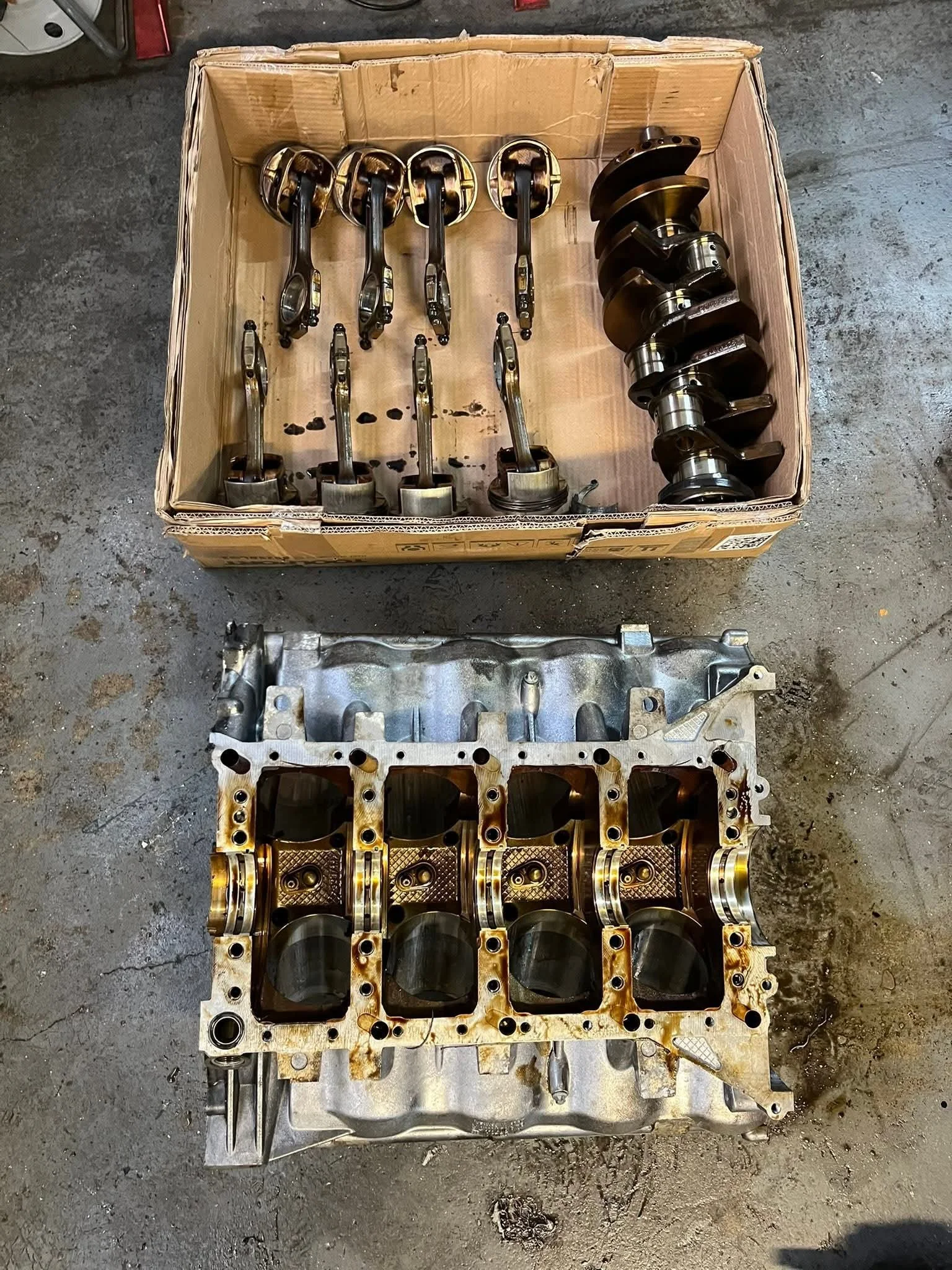 Porsche Cayenne 4.5 S engine rebuild