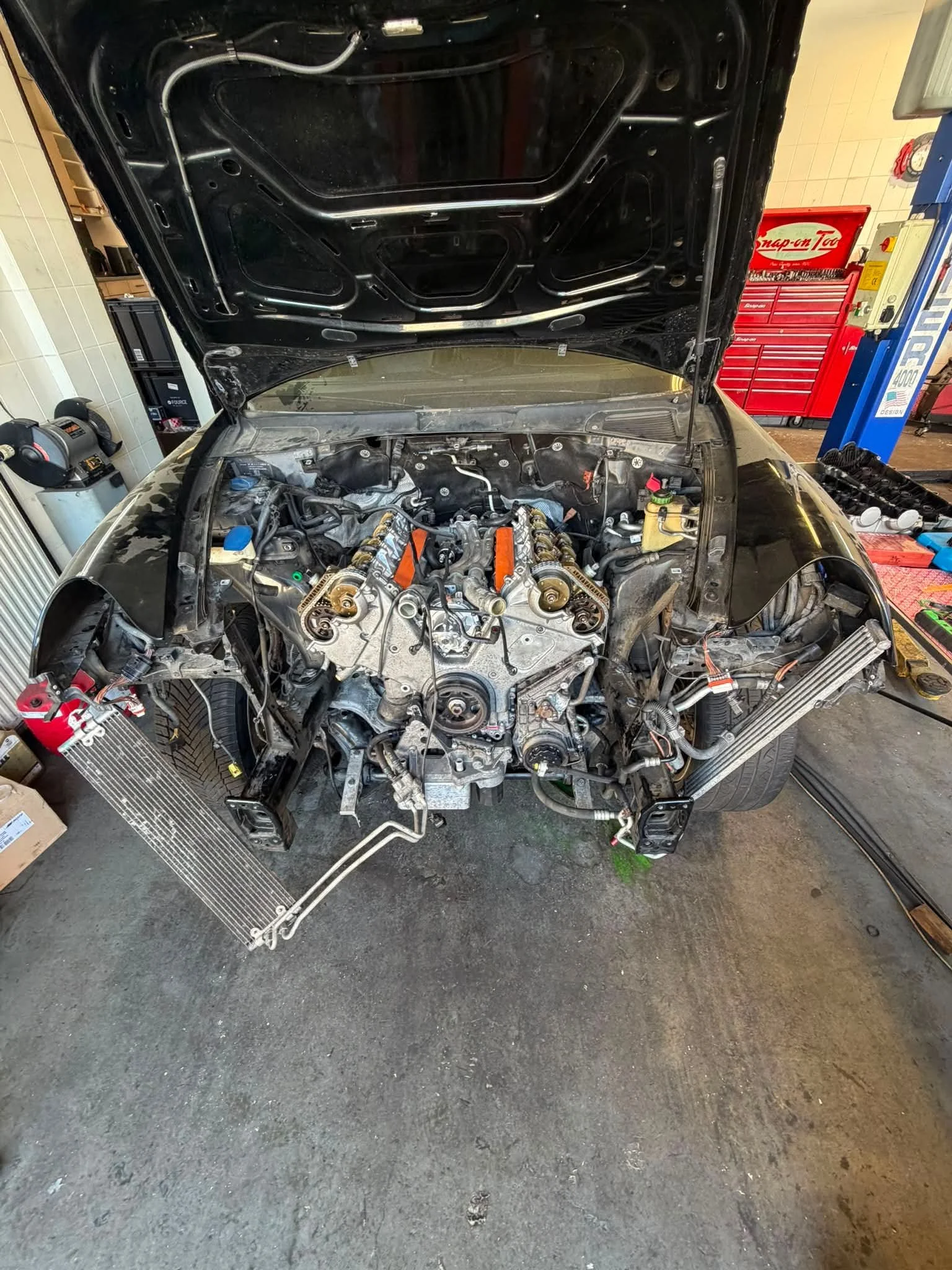 Porsche Cayenne 4.5 S engine rebuild