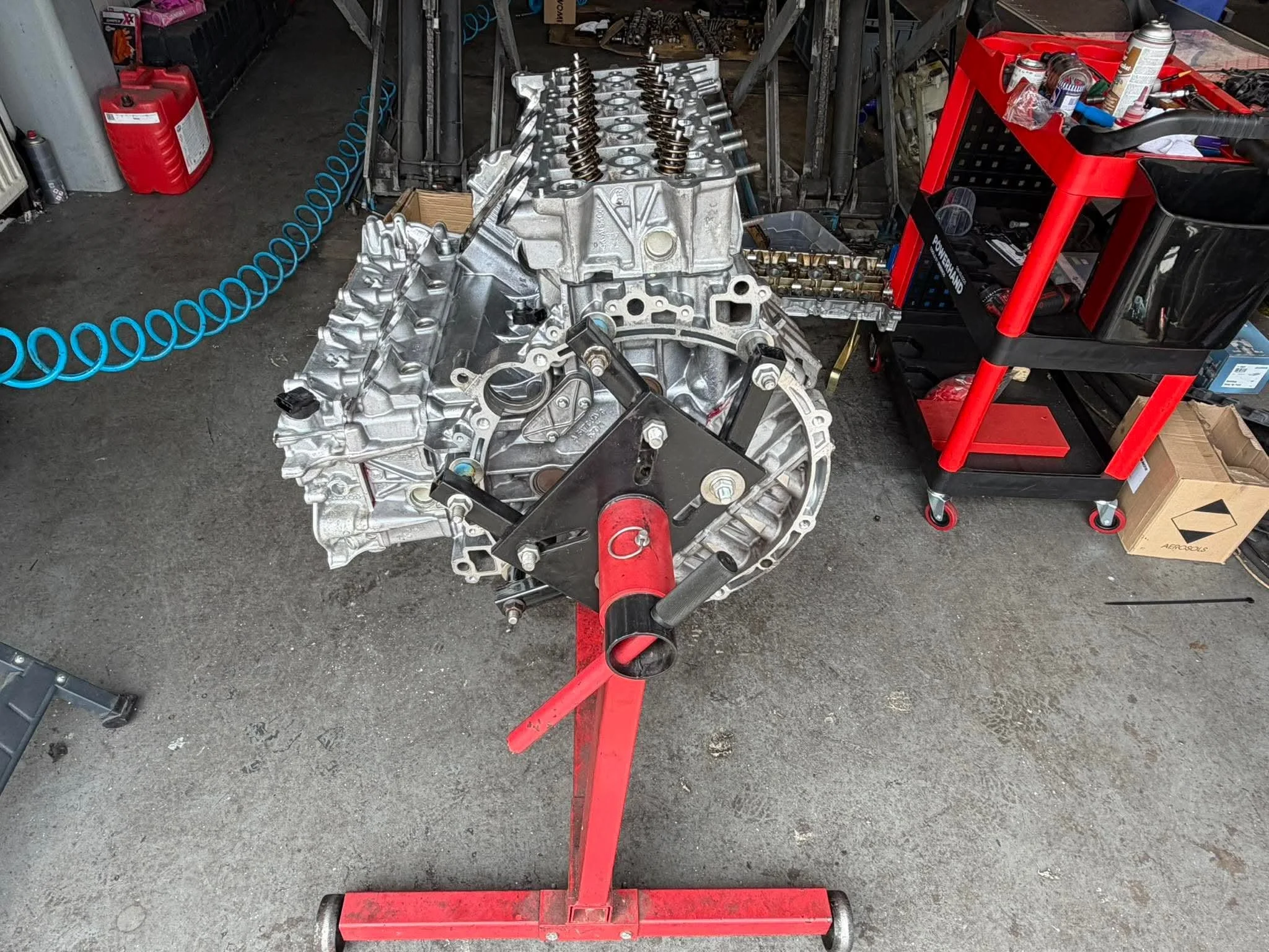 Porsche Cayenne 4.5 S engine rebuild