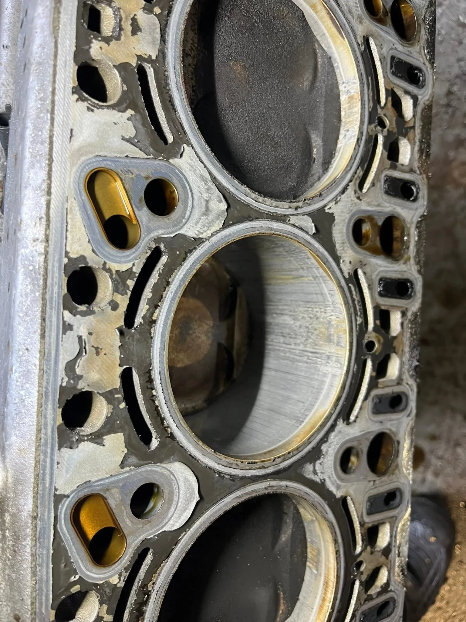 Porsche Cayenne 4.5 S engine rebuild
