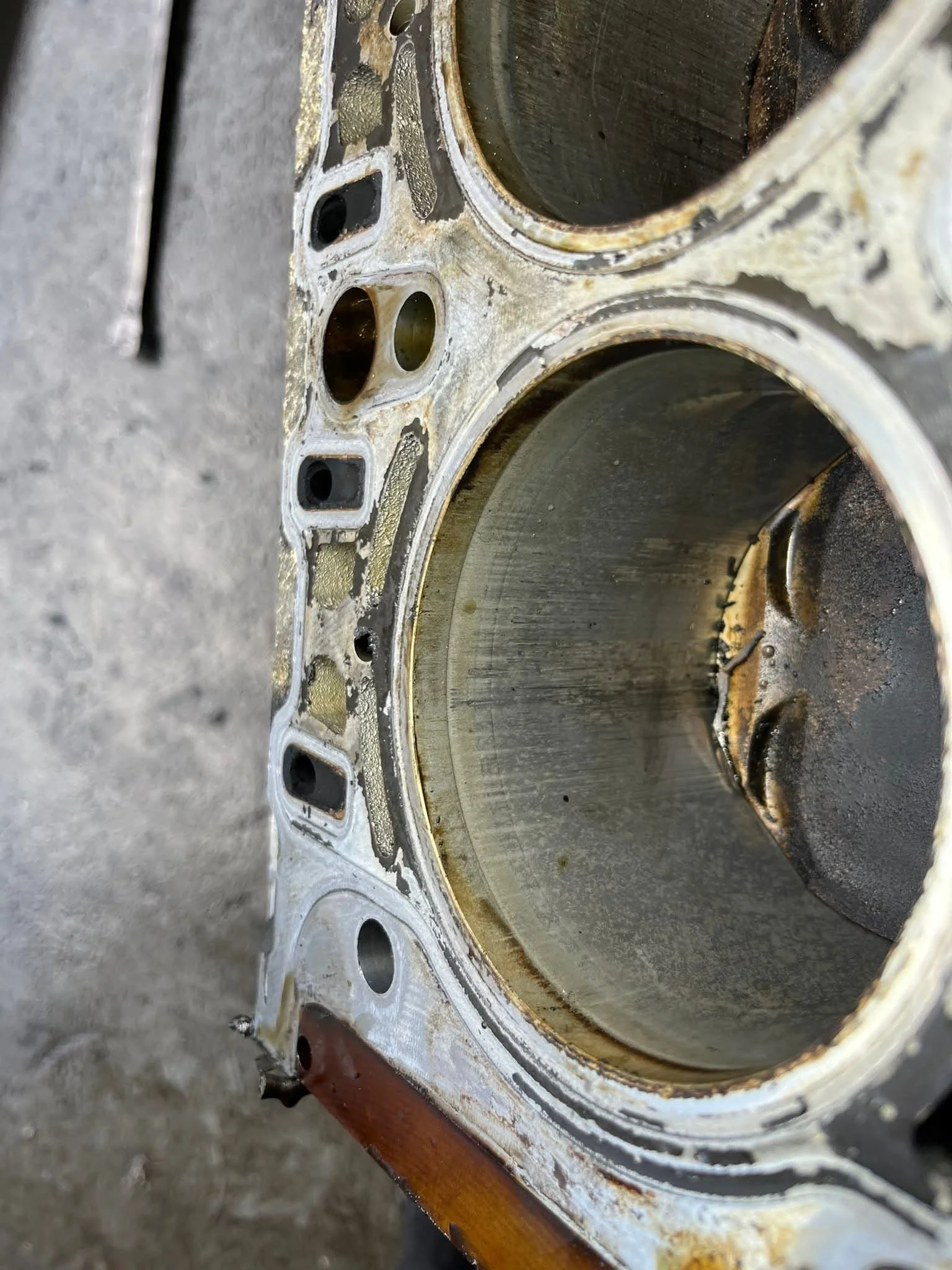 Porsche Cayenne 4.5 S engine rebuild