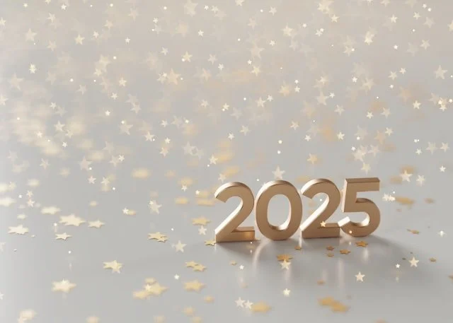 Zeitmaschinen, Freundschaften und ein abgewetzter Zettel: Mein Kunstjahr 2025