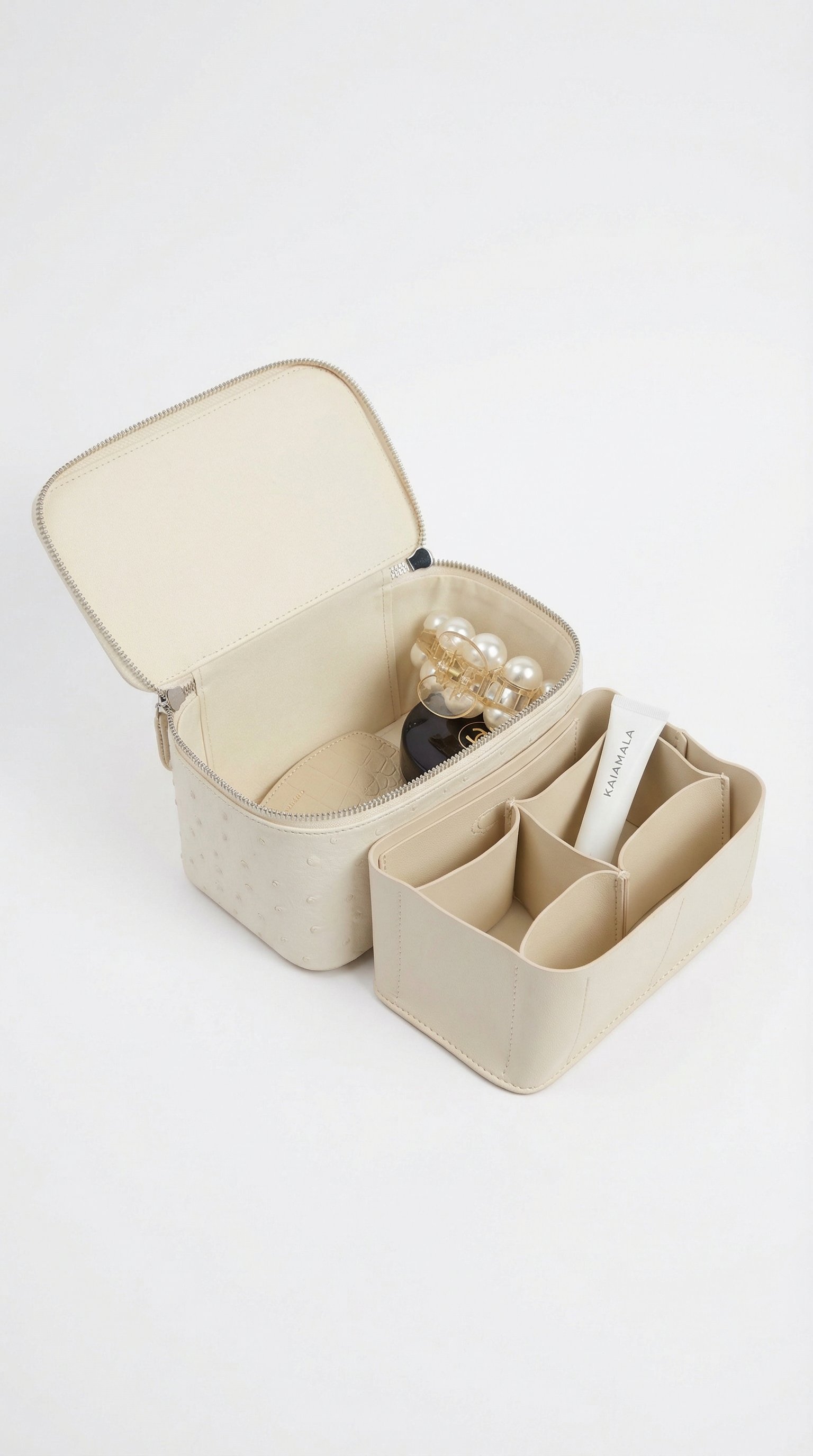 make up bag open 1.png