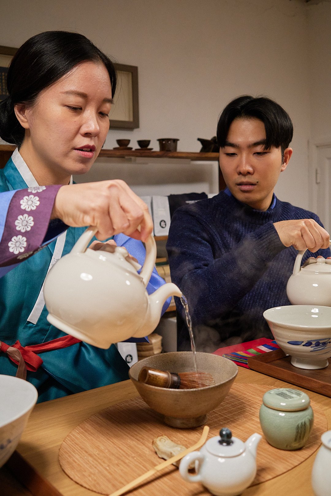 korea_tea_class_tea_room_heesum_korean_tea_ceremony_experience_culture_experience_in_tea_cafe_seoul_38.jpg