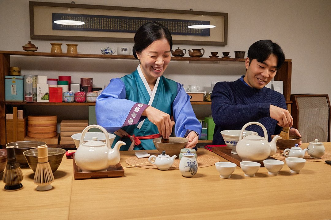korea_tea_class_tea_room_heesum_korean_tea_ceremony_experience_culture_experience_in_tea_cafe_seoul_58.jpg