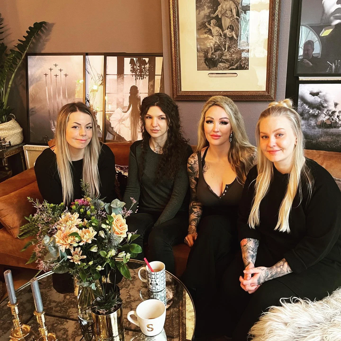 All girls @thinksweden ❤️❤️❤️ Stockholmsgatan 4, G&ouml;teborg 
@cassandratattooing @annarosvalll @ellenwestholm @sannacart @berneryd