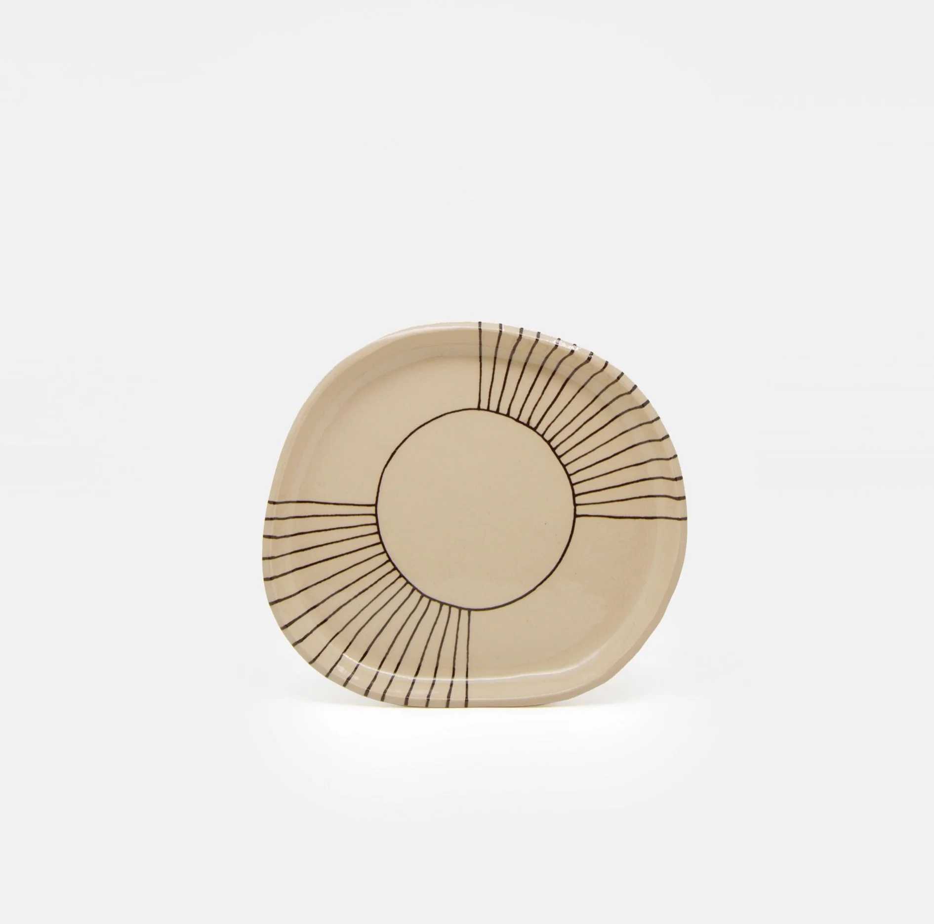 Nouveaux objets en boutique chez Atelier Tou ✨ L&rsquo;atelier a &eacute;galement travaill&eacute; sur les nouveaux &eacute;chantillons &eacute;maux ces derni&egrave;res semaines, disponibles pour &eacute;l&egrave;ves et apprenti&middot;e&middot;s 🫶