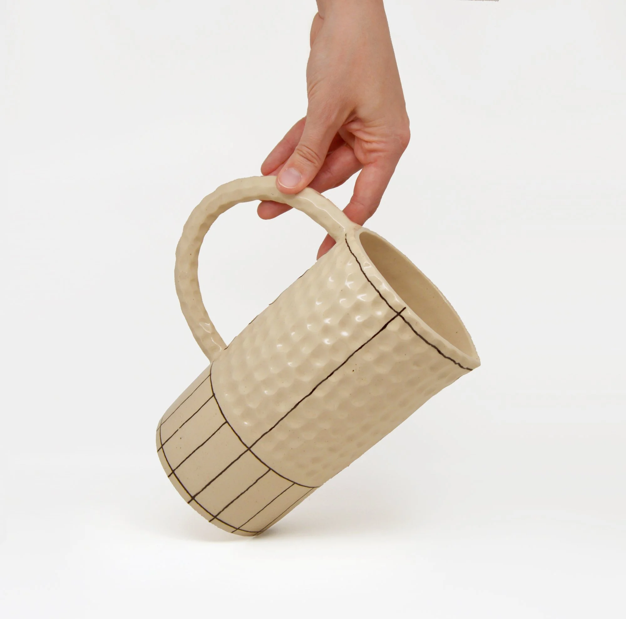 Handle pitcher
