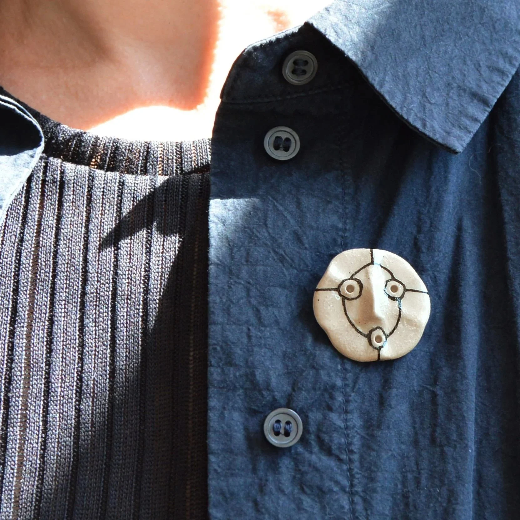 AT+broche+visage+02.jpg