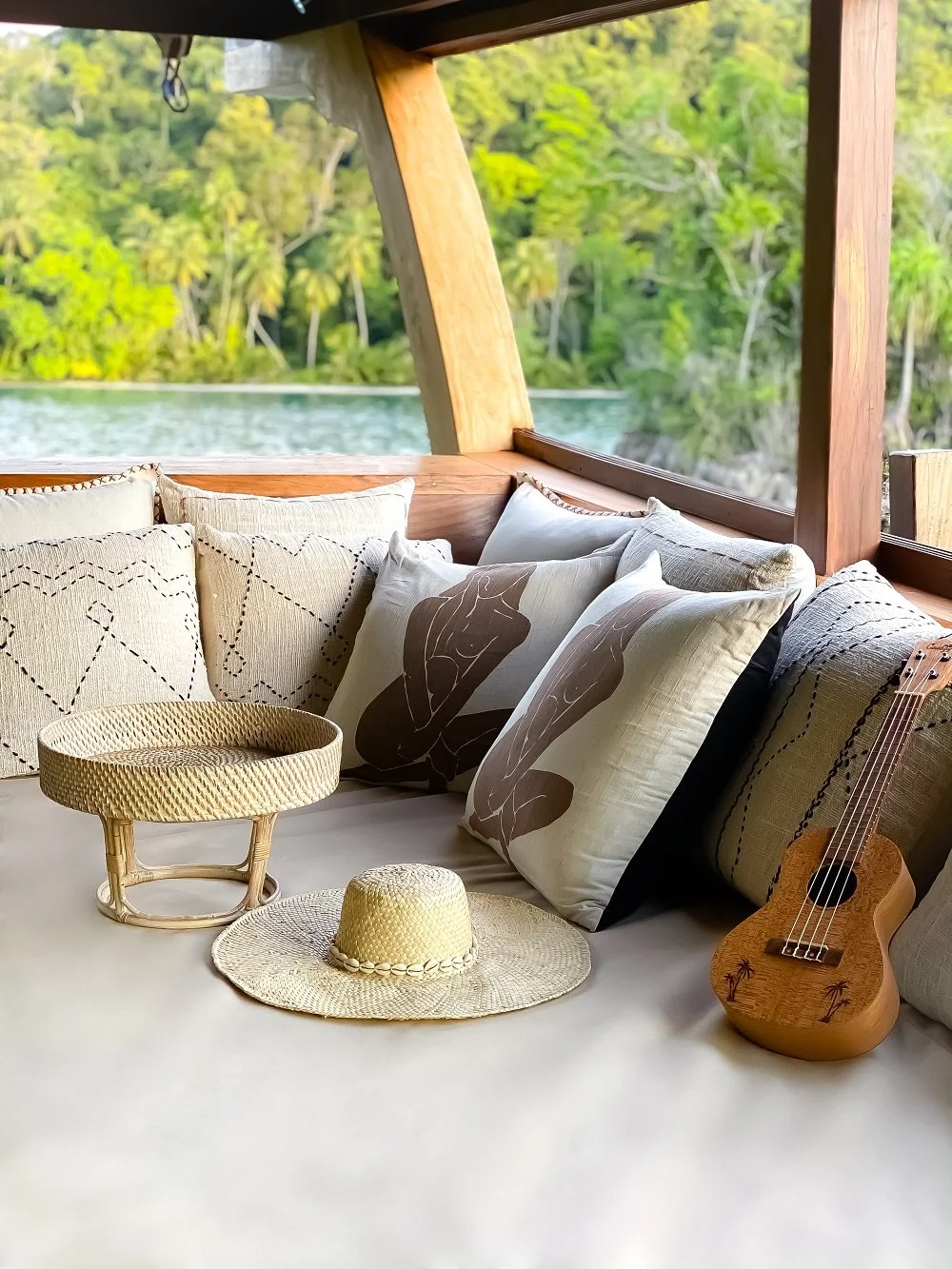 ph_senja_lowdef_master cabin_terrace_landscape 2.jpeg