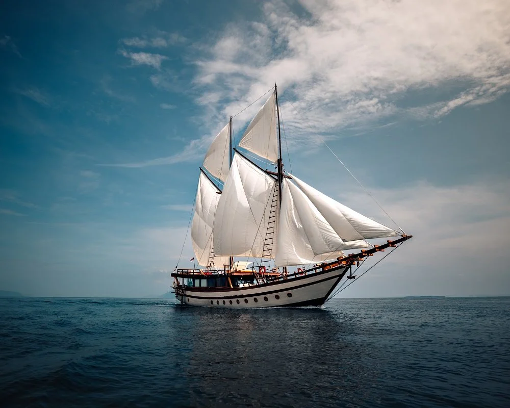 ph_senja_lowdef_sails_blue sky_landscape 1.jpg