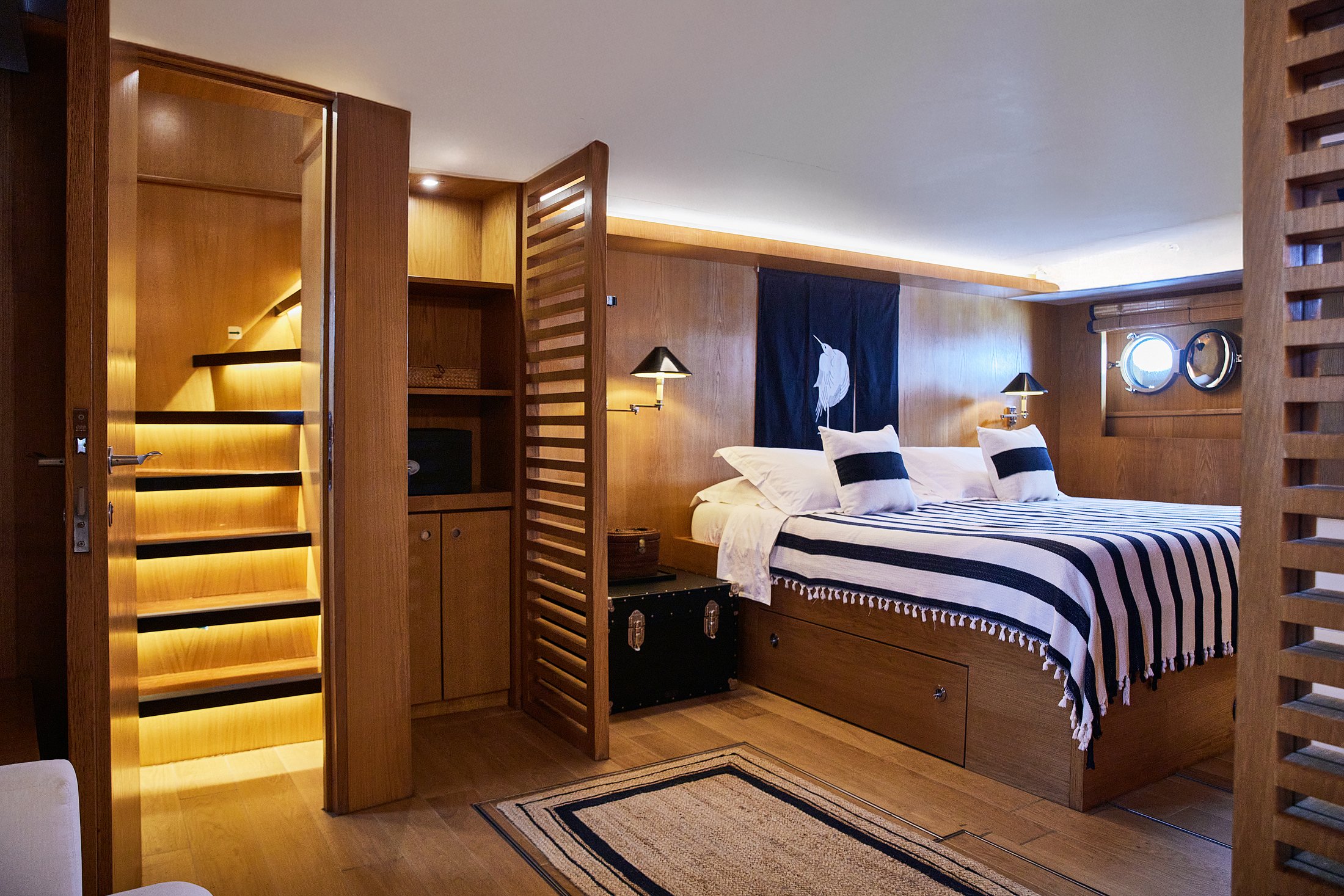 web-2025-05-25 Sounion II15306.jpg